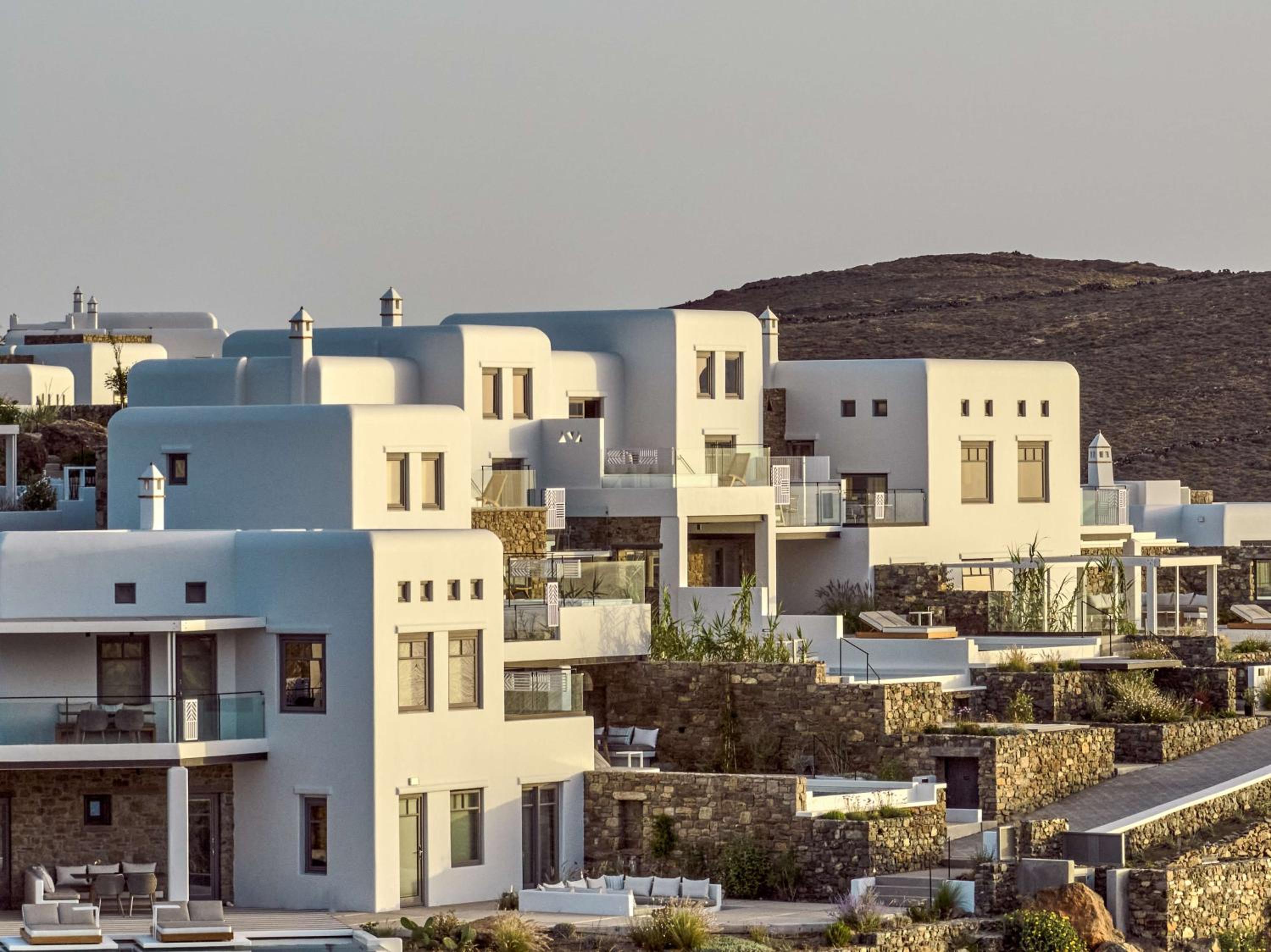 Hotel Semeli Coast Mykonos Curio Collection by Hilton