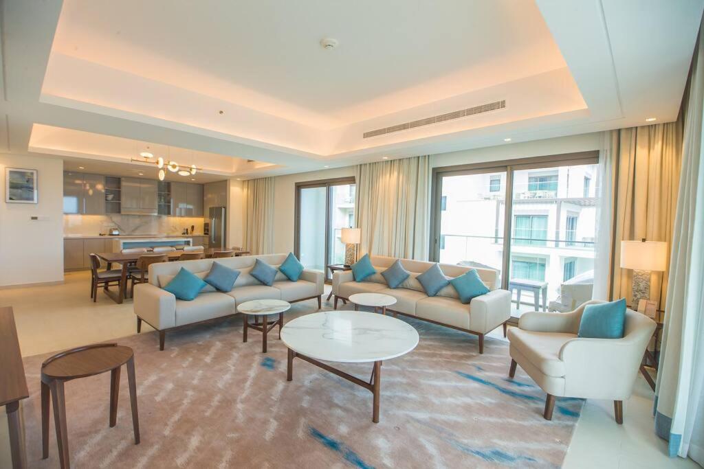 Hotel Luxurious 5 Bedroom Apartment - Full Ocean View