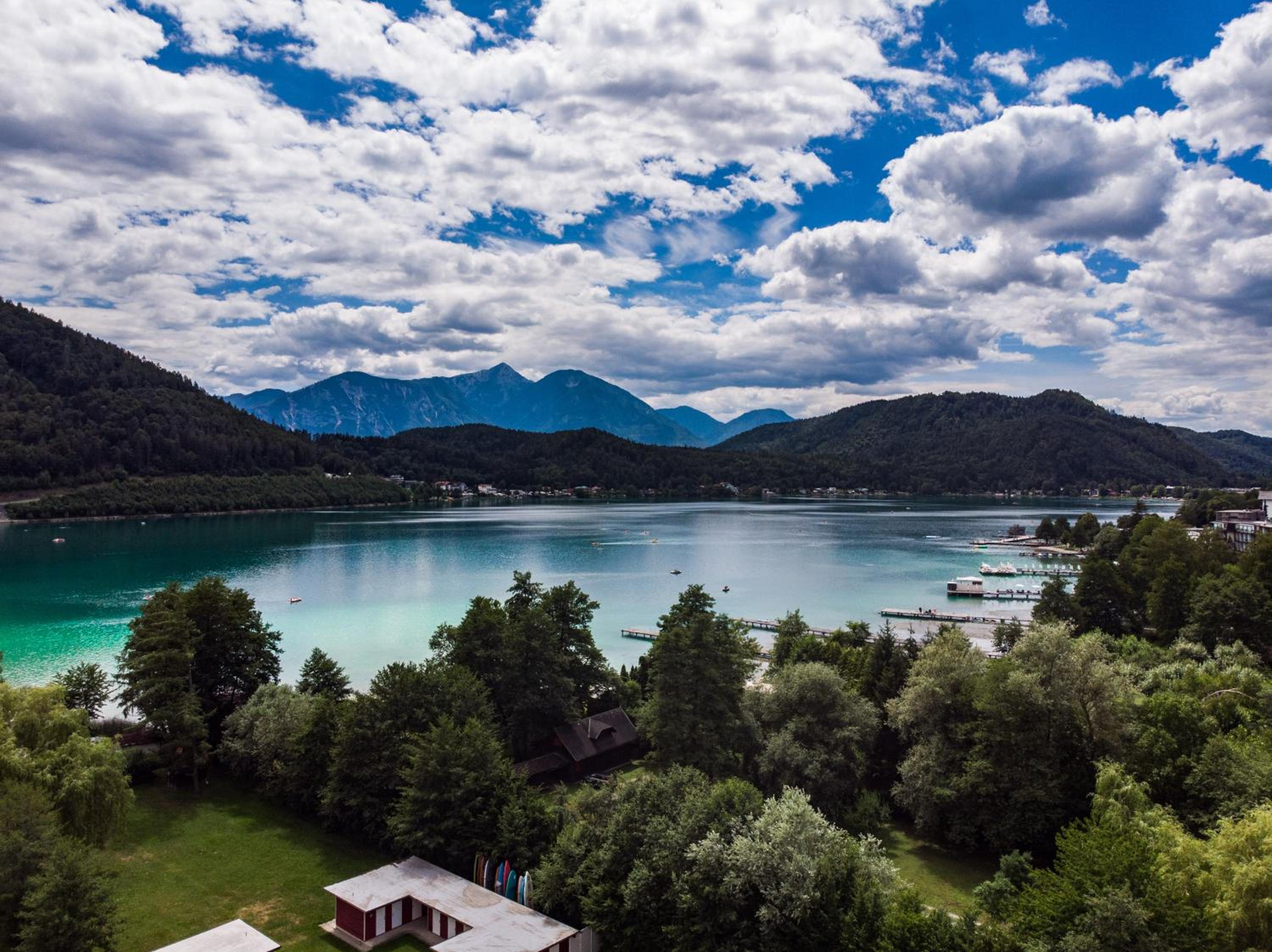 Hotel Merlrose Apartments