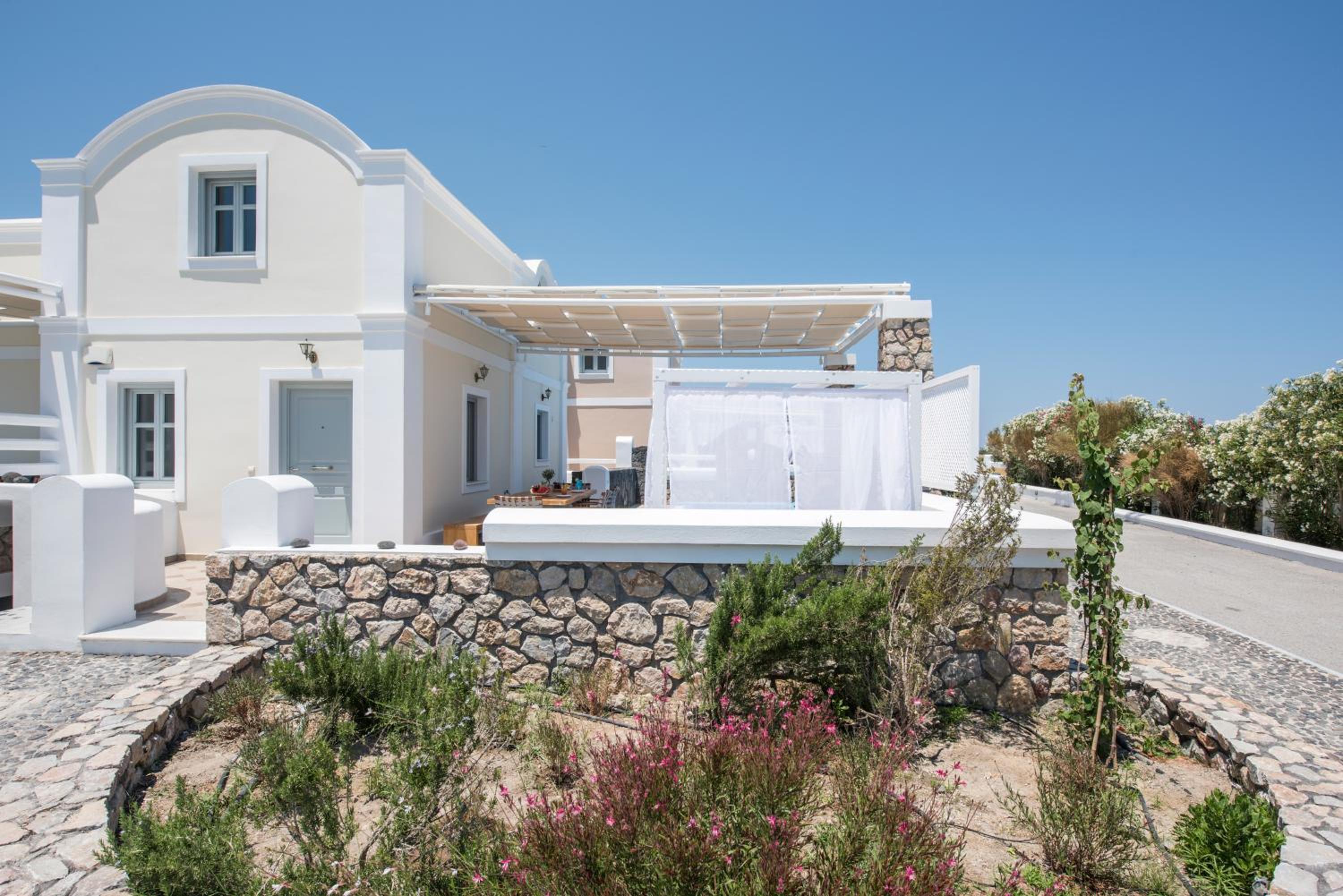 Hotel Secret Earth Santorini