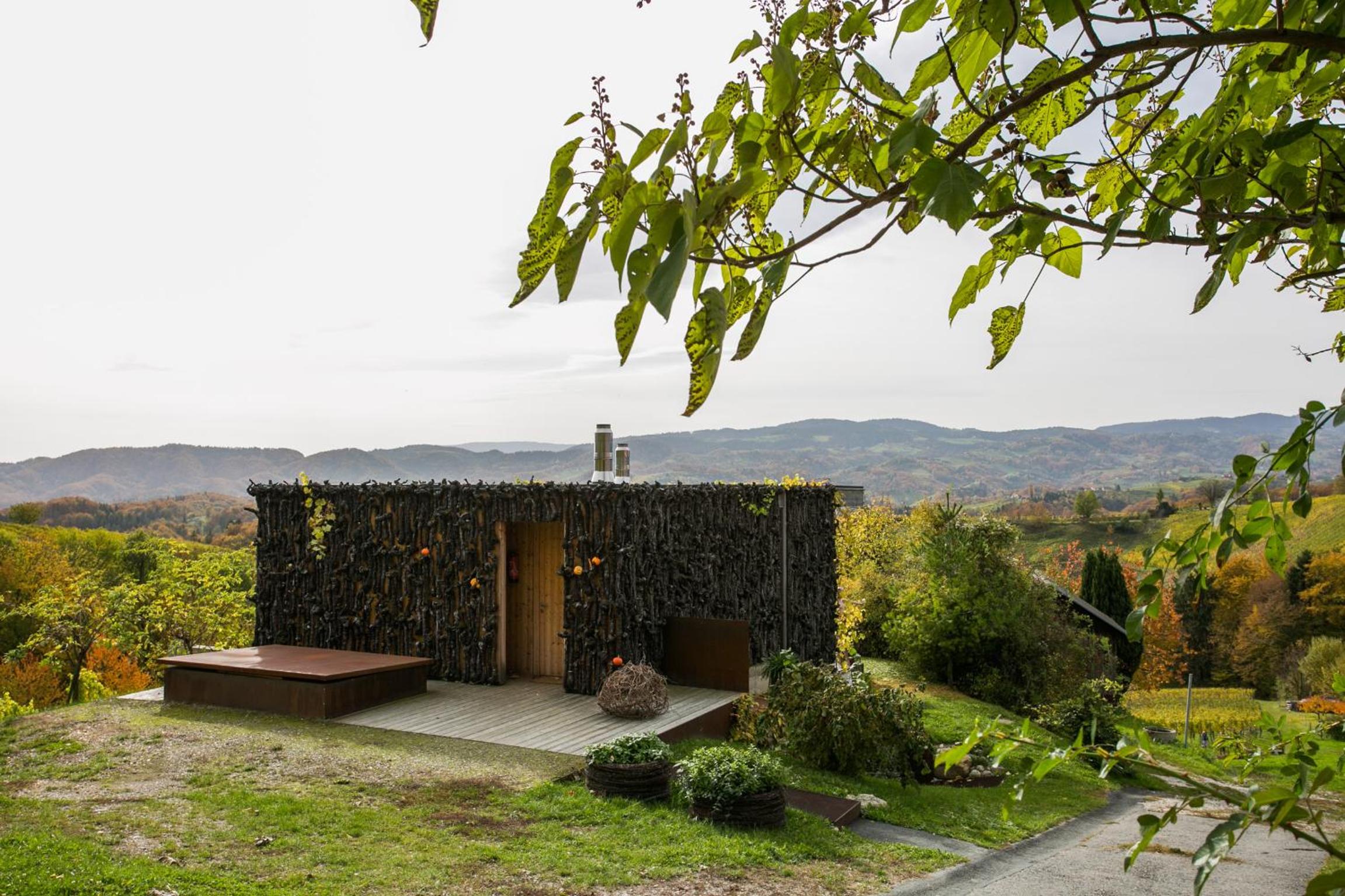 Hotel Weingarthaus