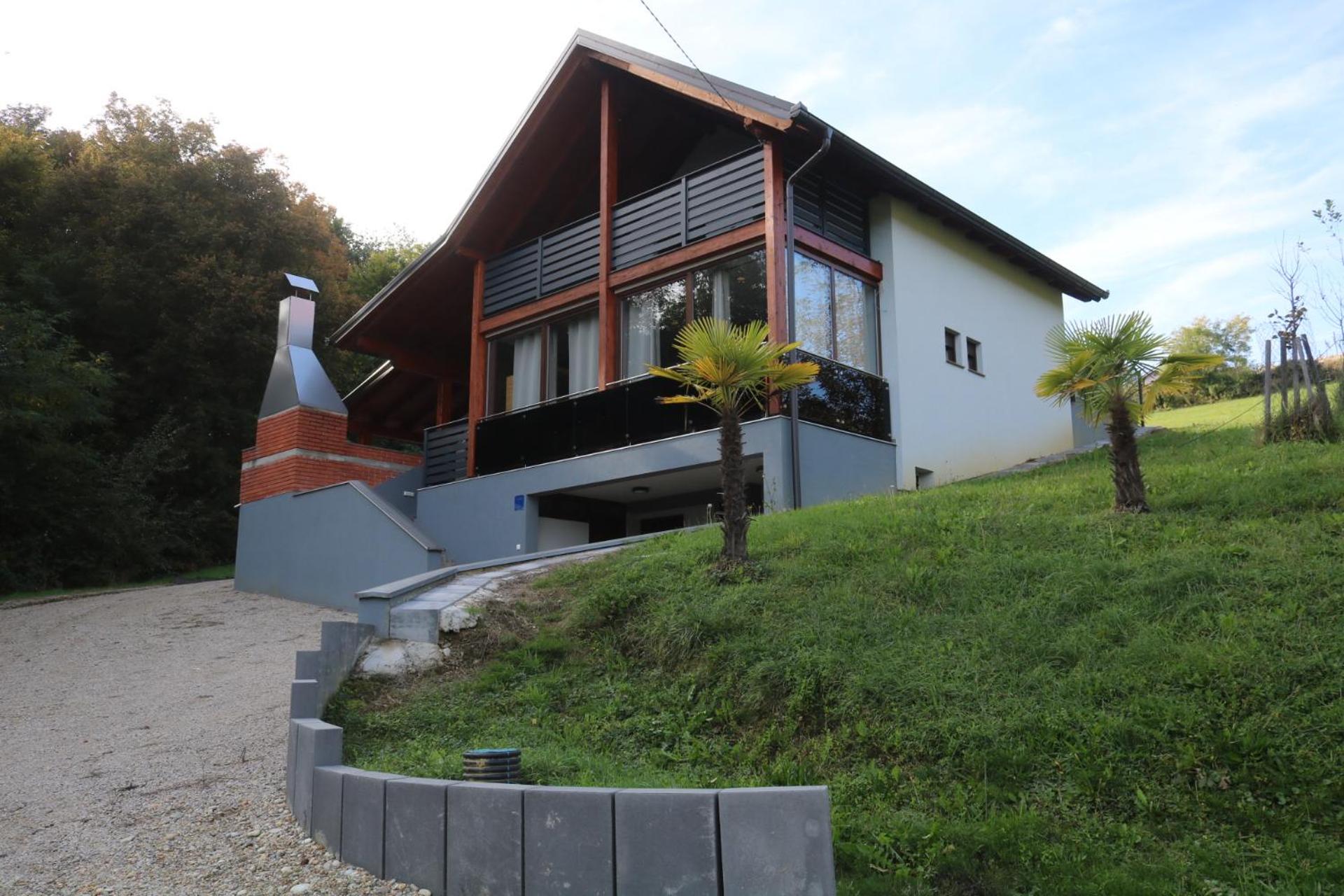 Hotel Holiday Home Rajf