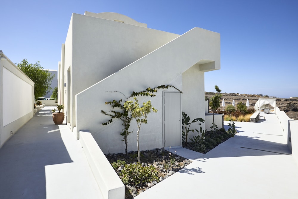 Hotel Adorno Oia