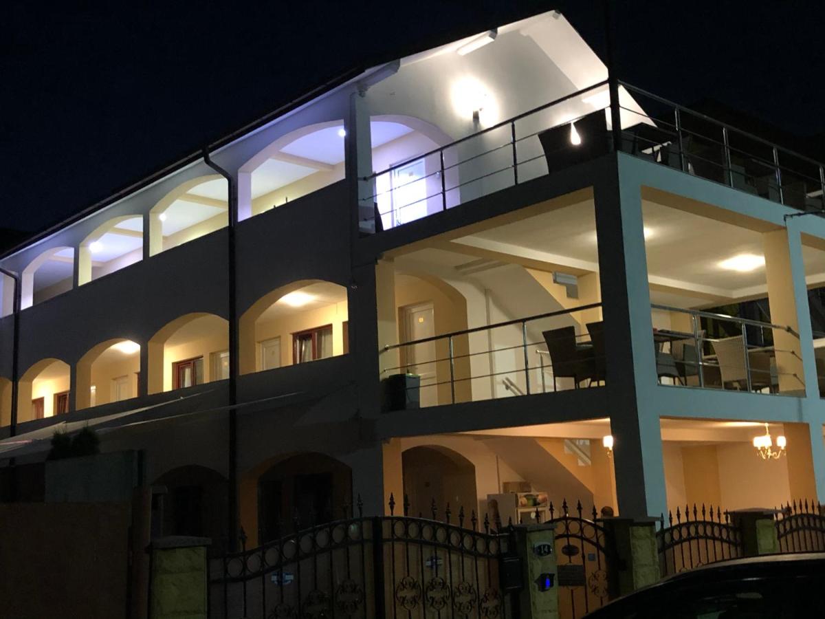 Hotel Villa Raul