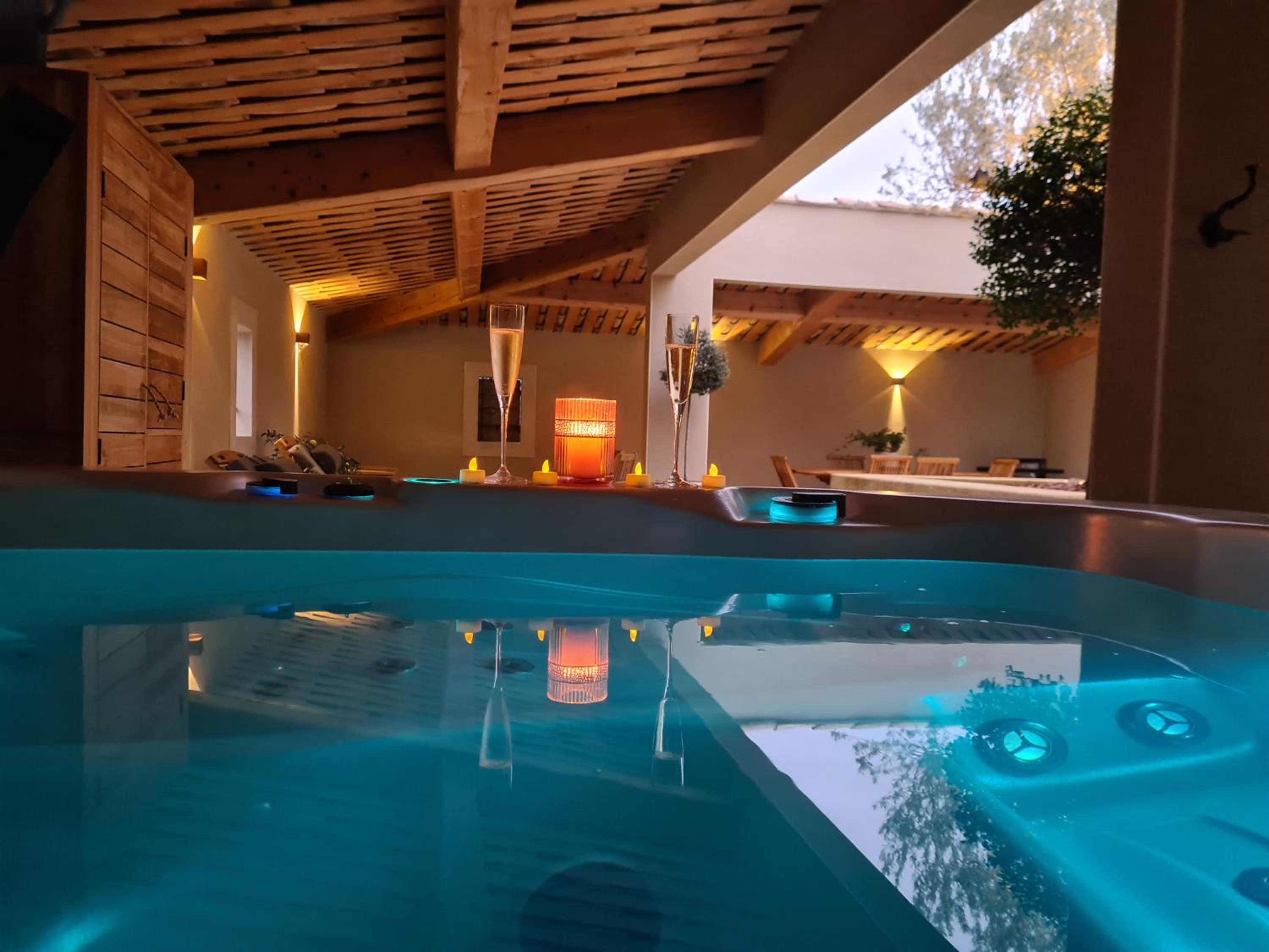 Hotel Le Cabanon De Nans. Gite De Charme En Provence.