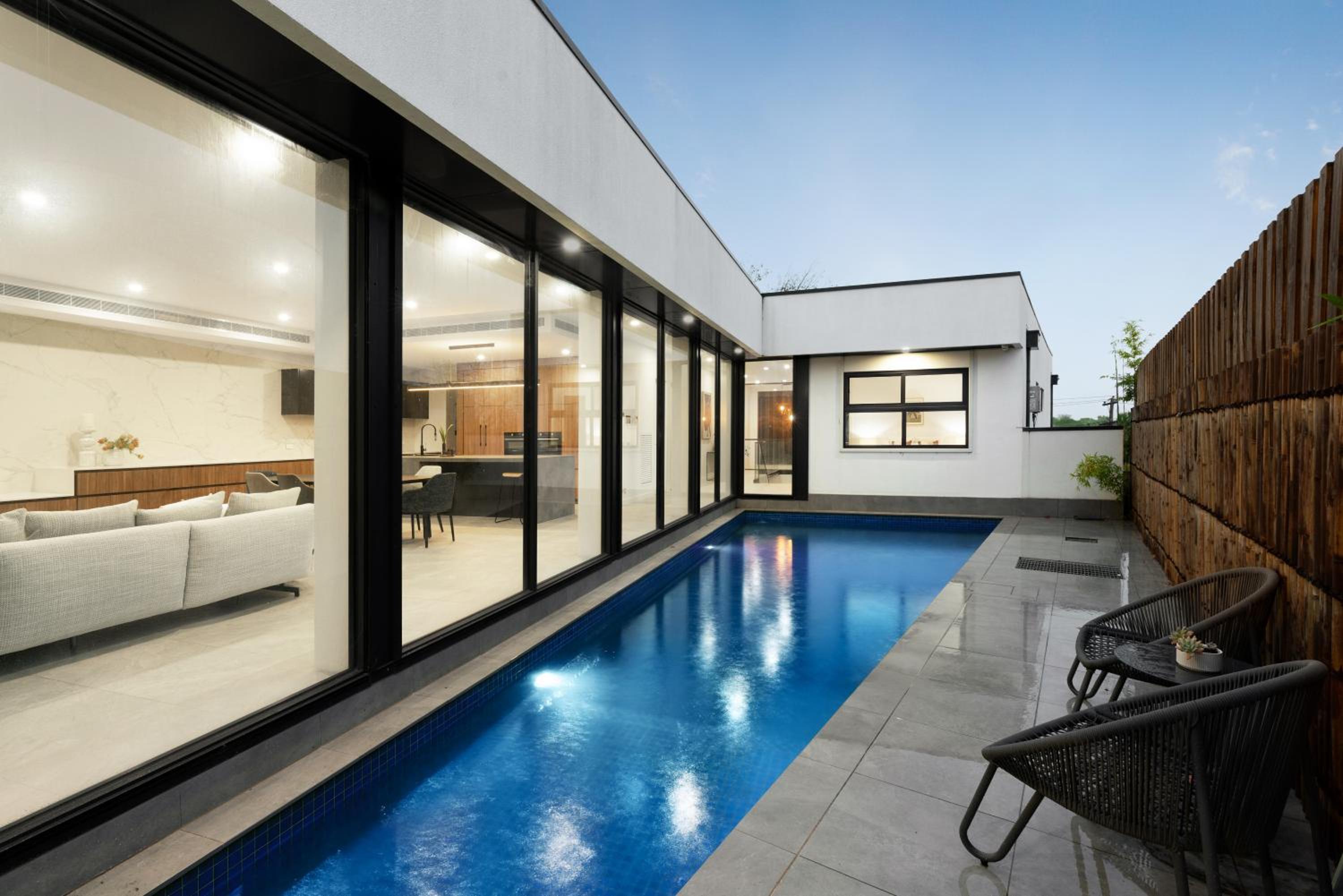 Hotel 5 Ensuite Luxury Holiday House Balwyn North