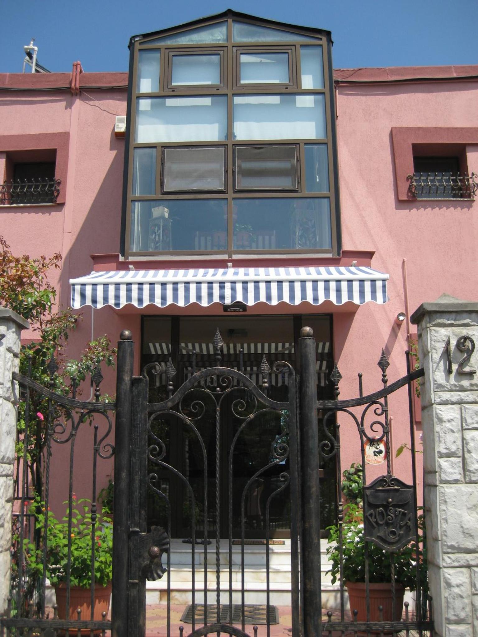 Hotel V3 Villa