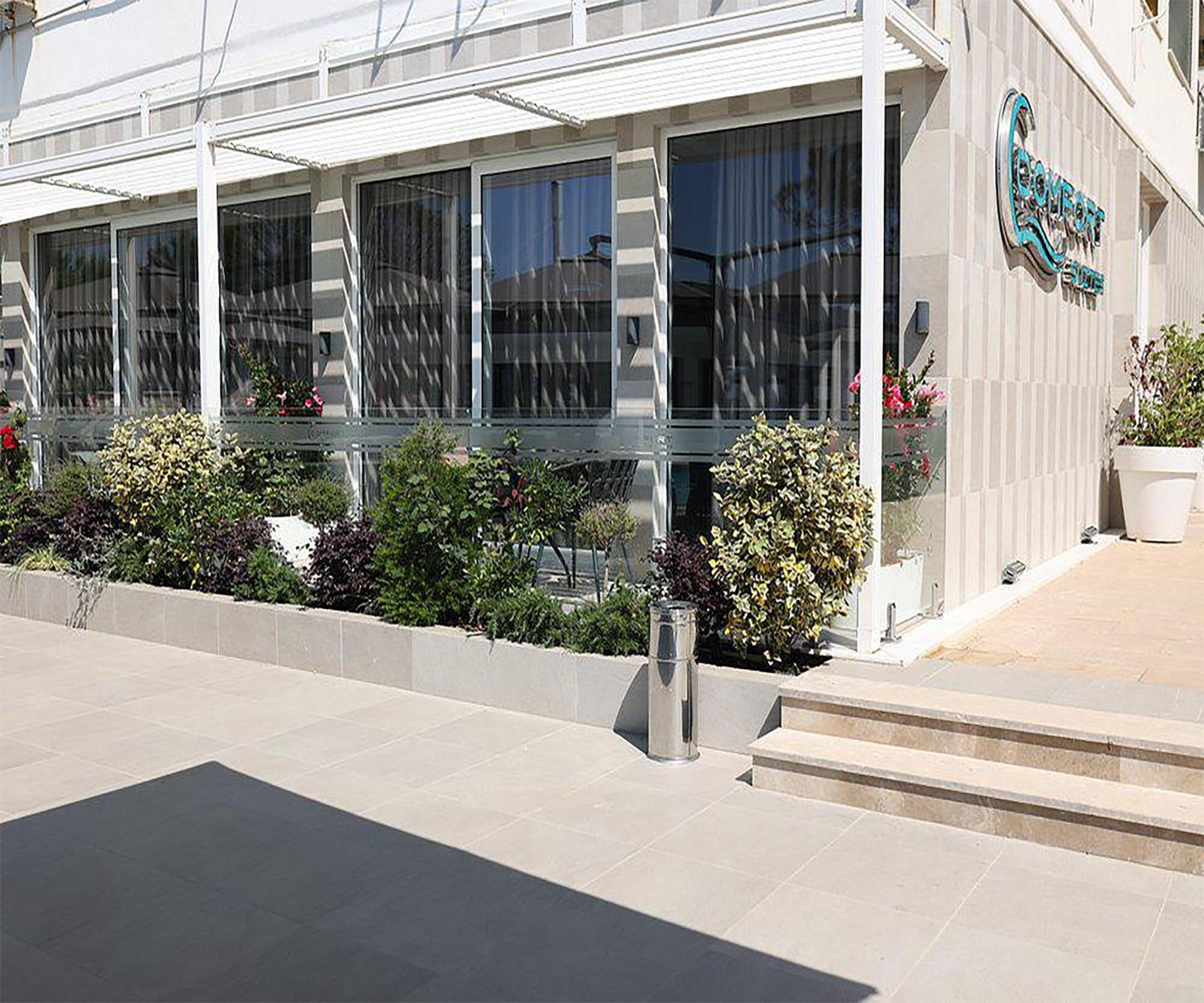 Hotel Comfort Suites