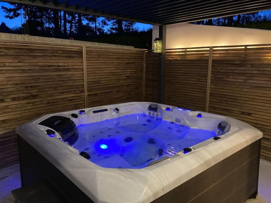 Hotel Spa & Serenite, Aux Portes De Disney Et De Paris