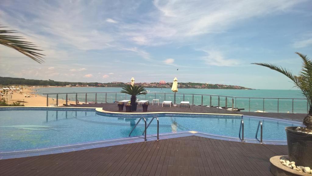 Hotel Apartment Sand Lilies