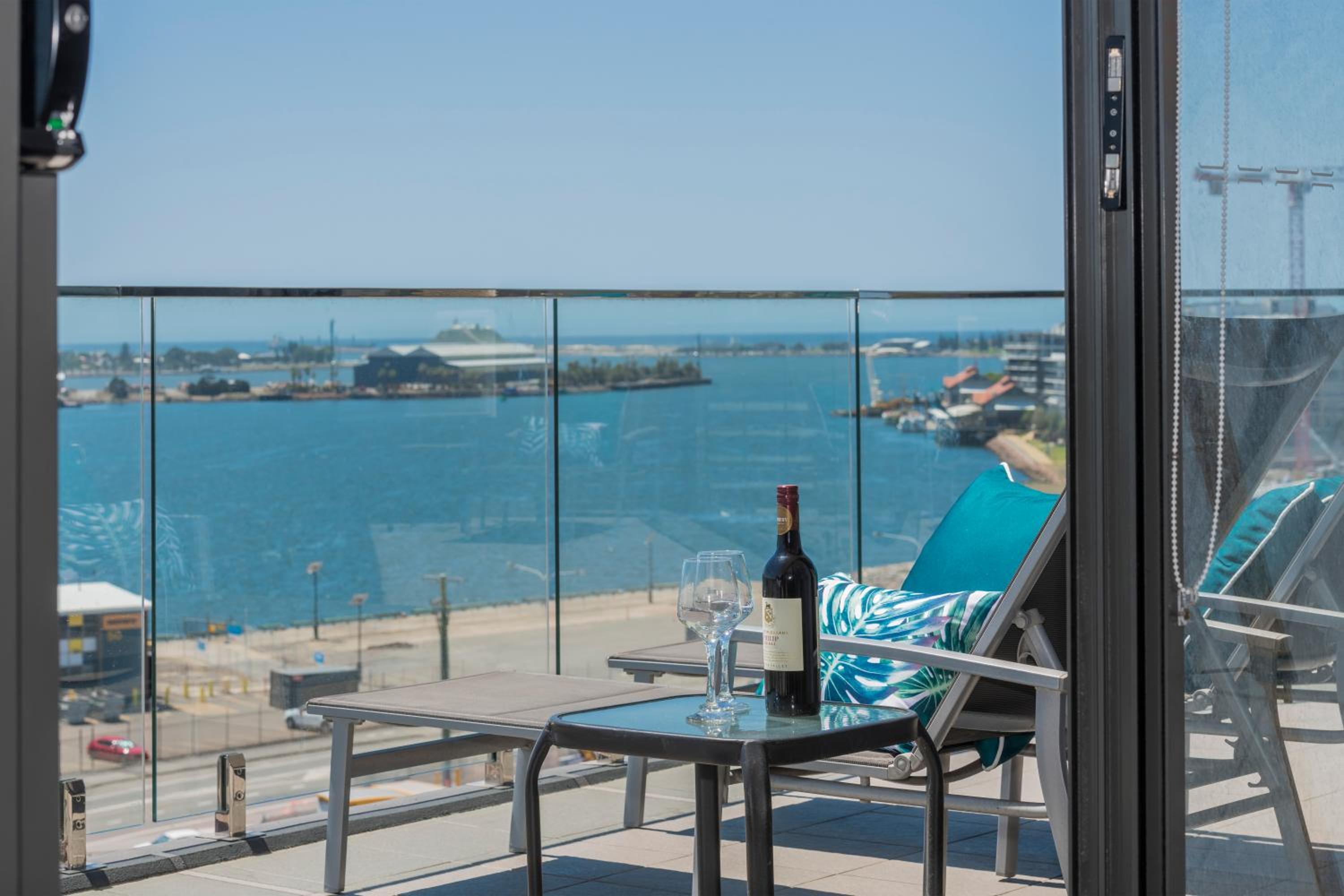 Hotel Astra Apartments Newcastle