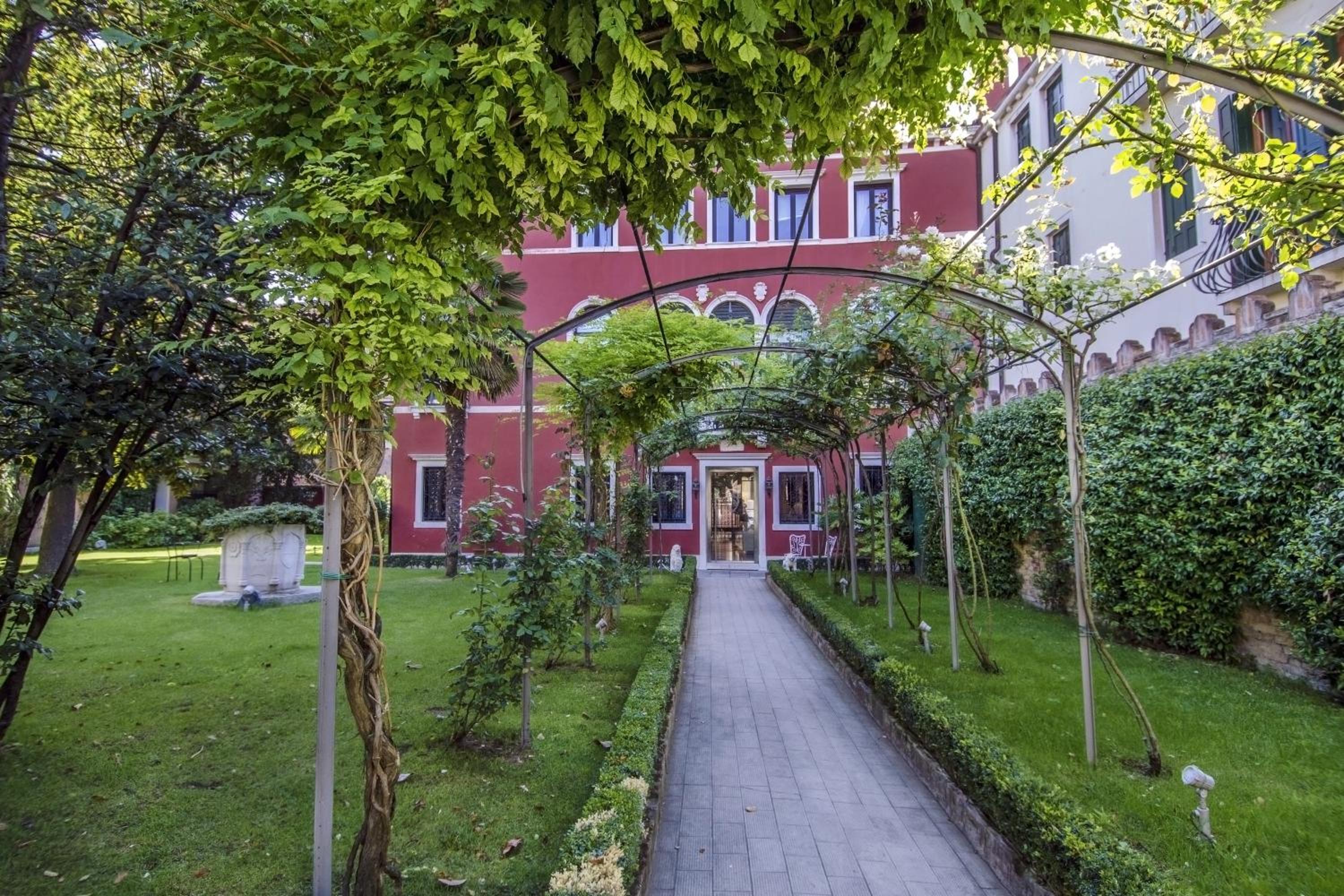 Hotel Ca' Nigra Lagoon Resort