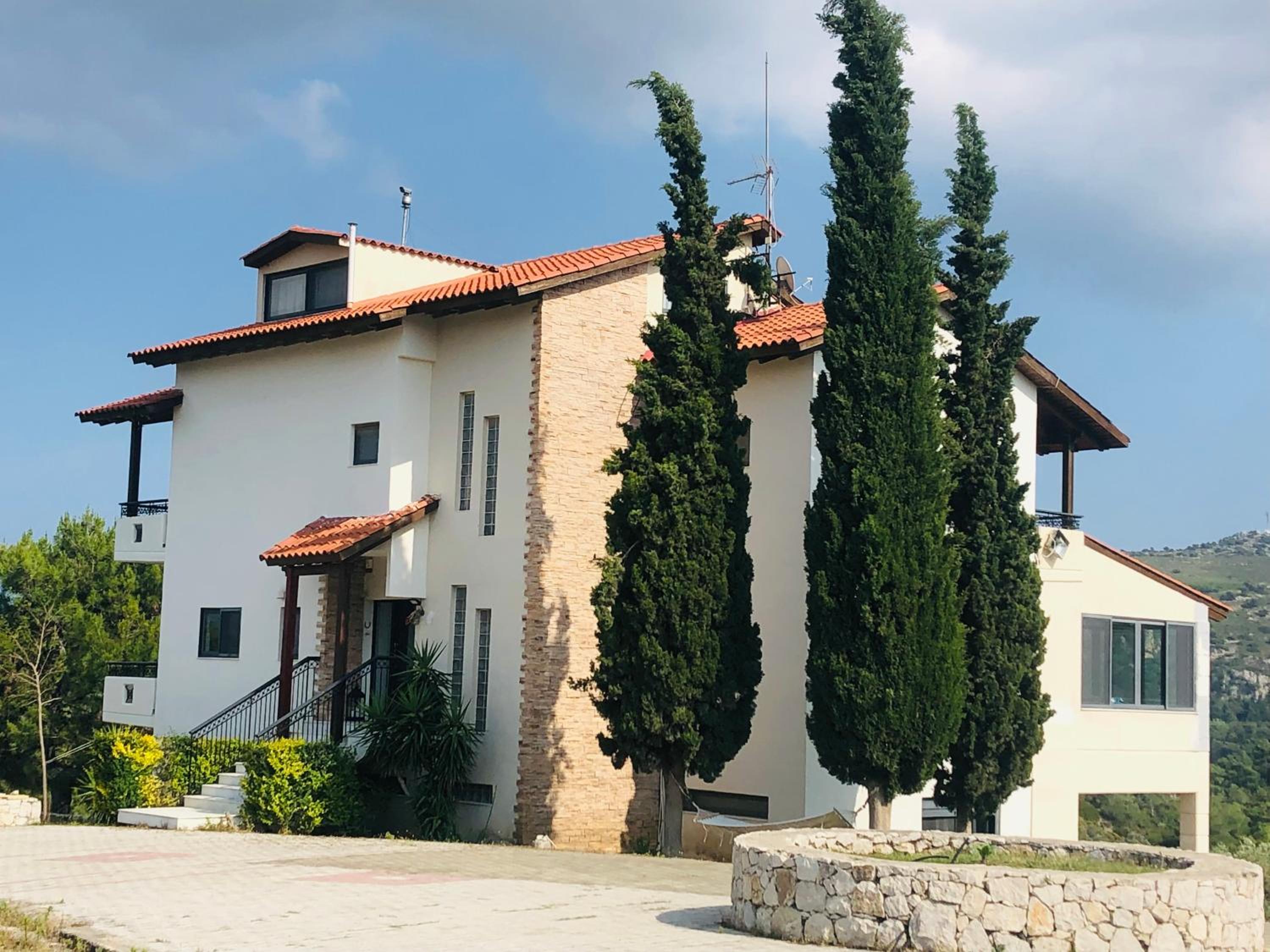 Hotel Elenas Country Home
