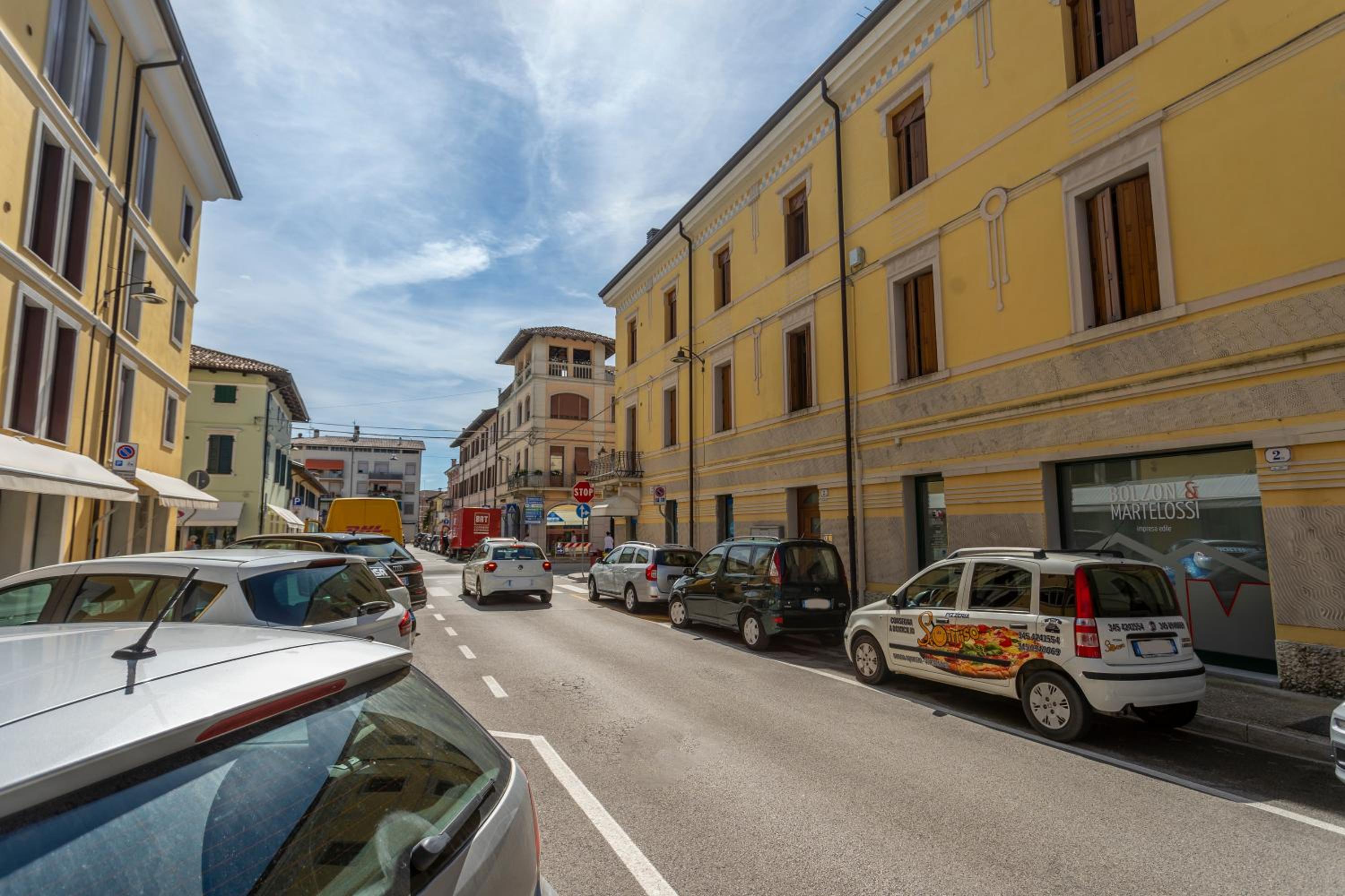 Hotel New Deal - Apt With Terrace. Jacuzzi & Netflix