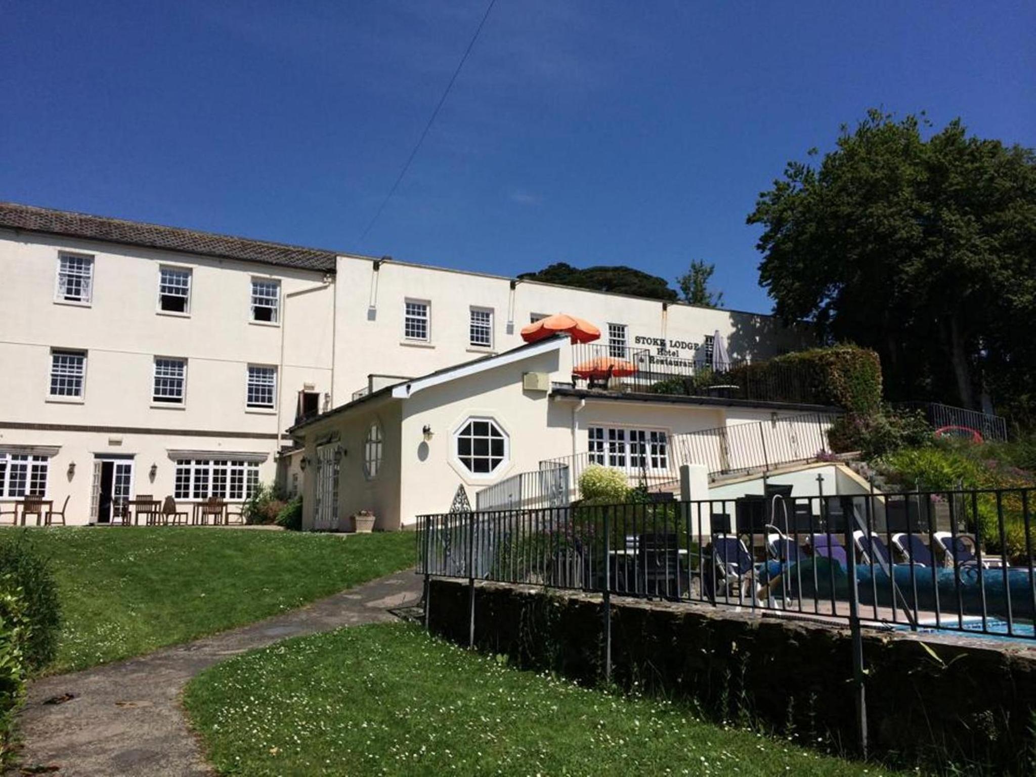 Hotel Stoke Lodge Hotel