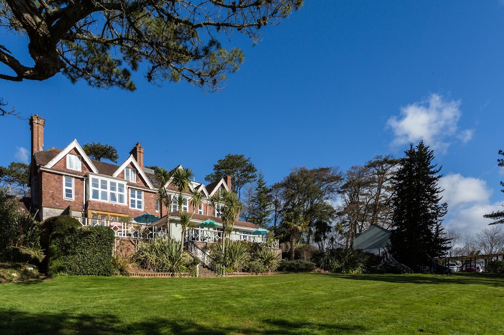 Hotel Orestone Manor