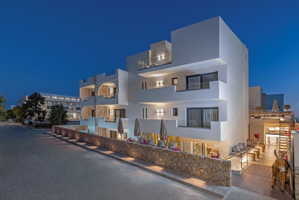 Hotel Cabana White Boutique Hotel & Suites