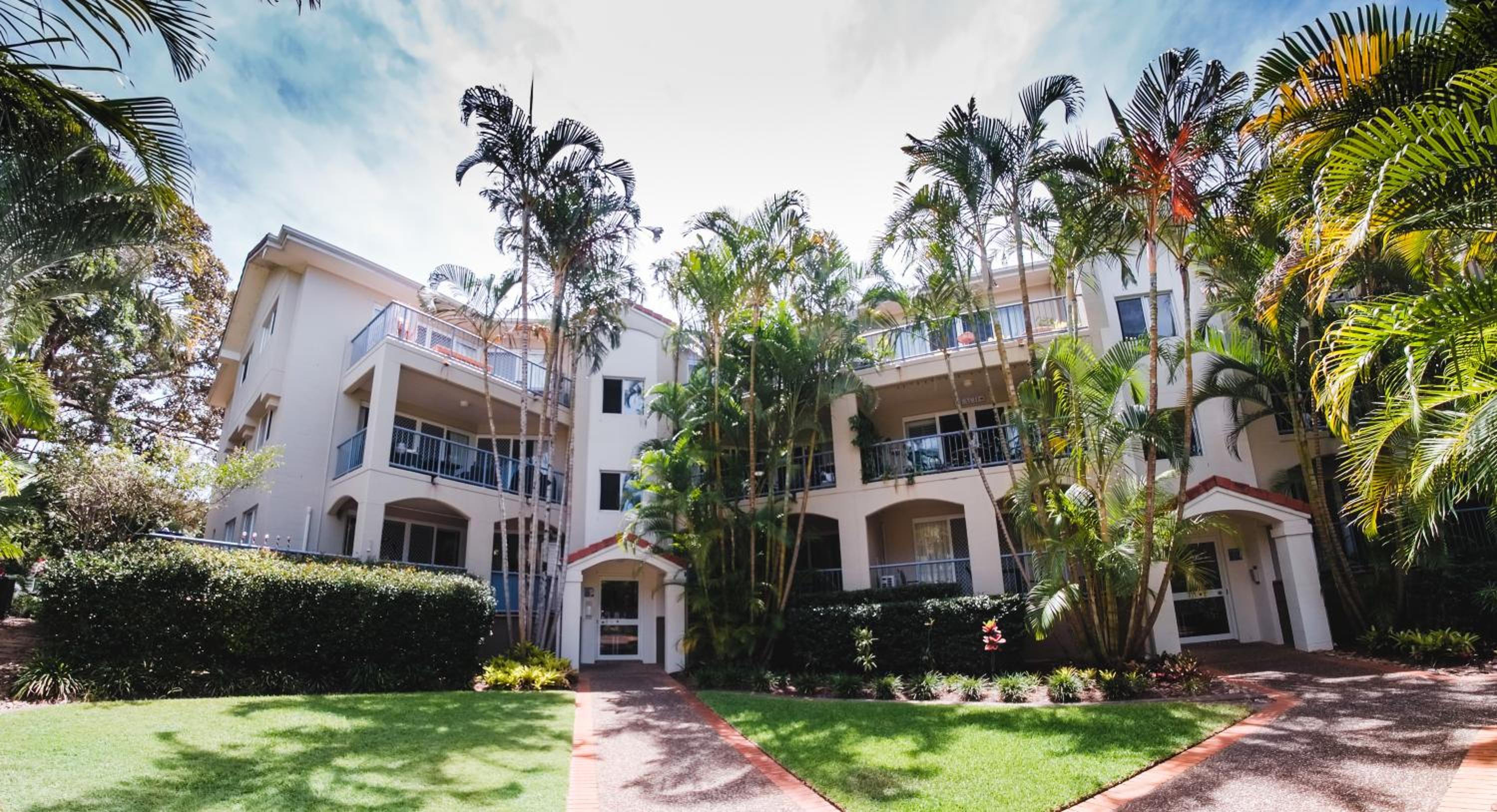 Hotel Sanctuary Lake Apartments