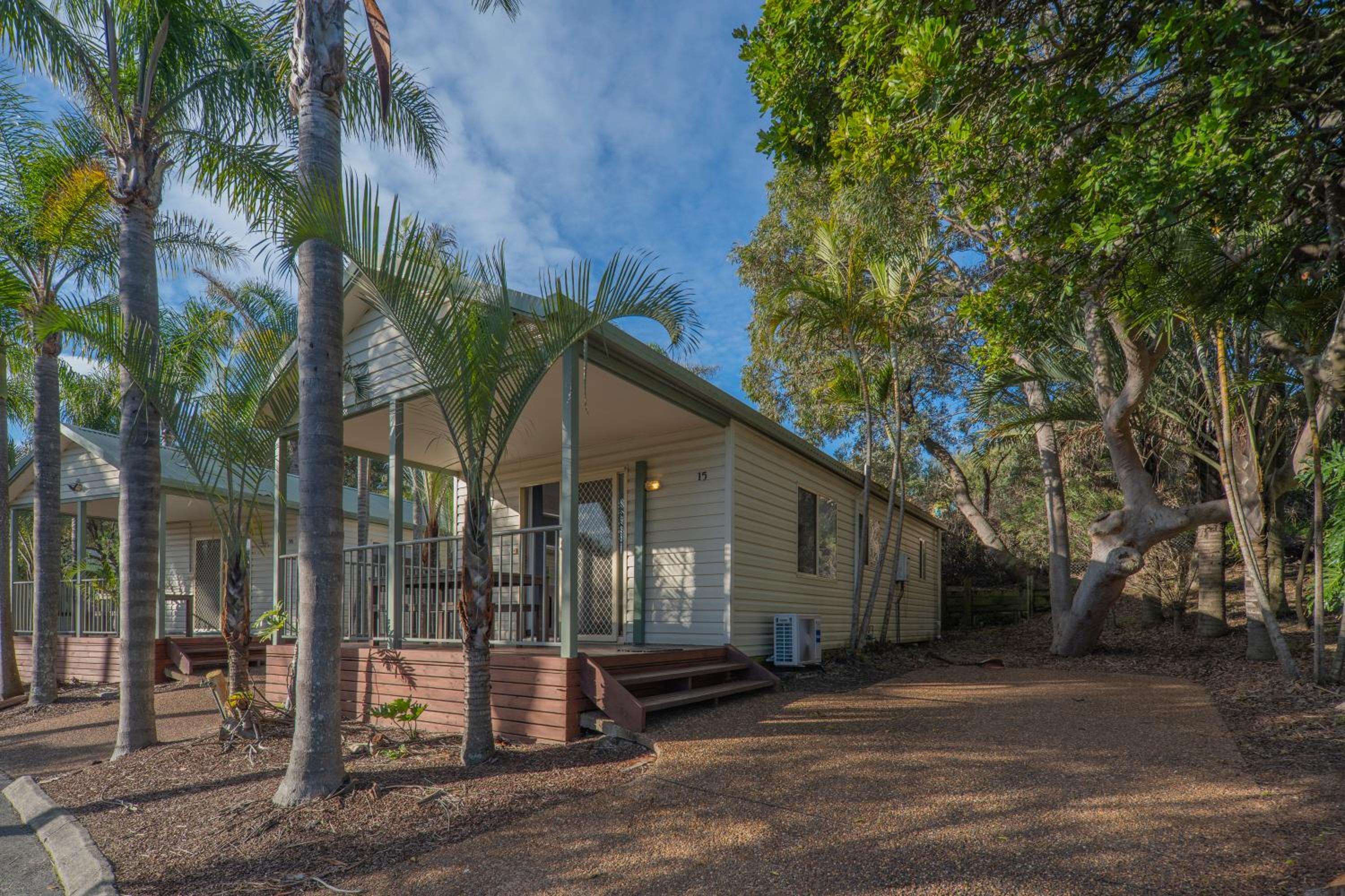 Hotel Ingenia Holidays One Mile Beach