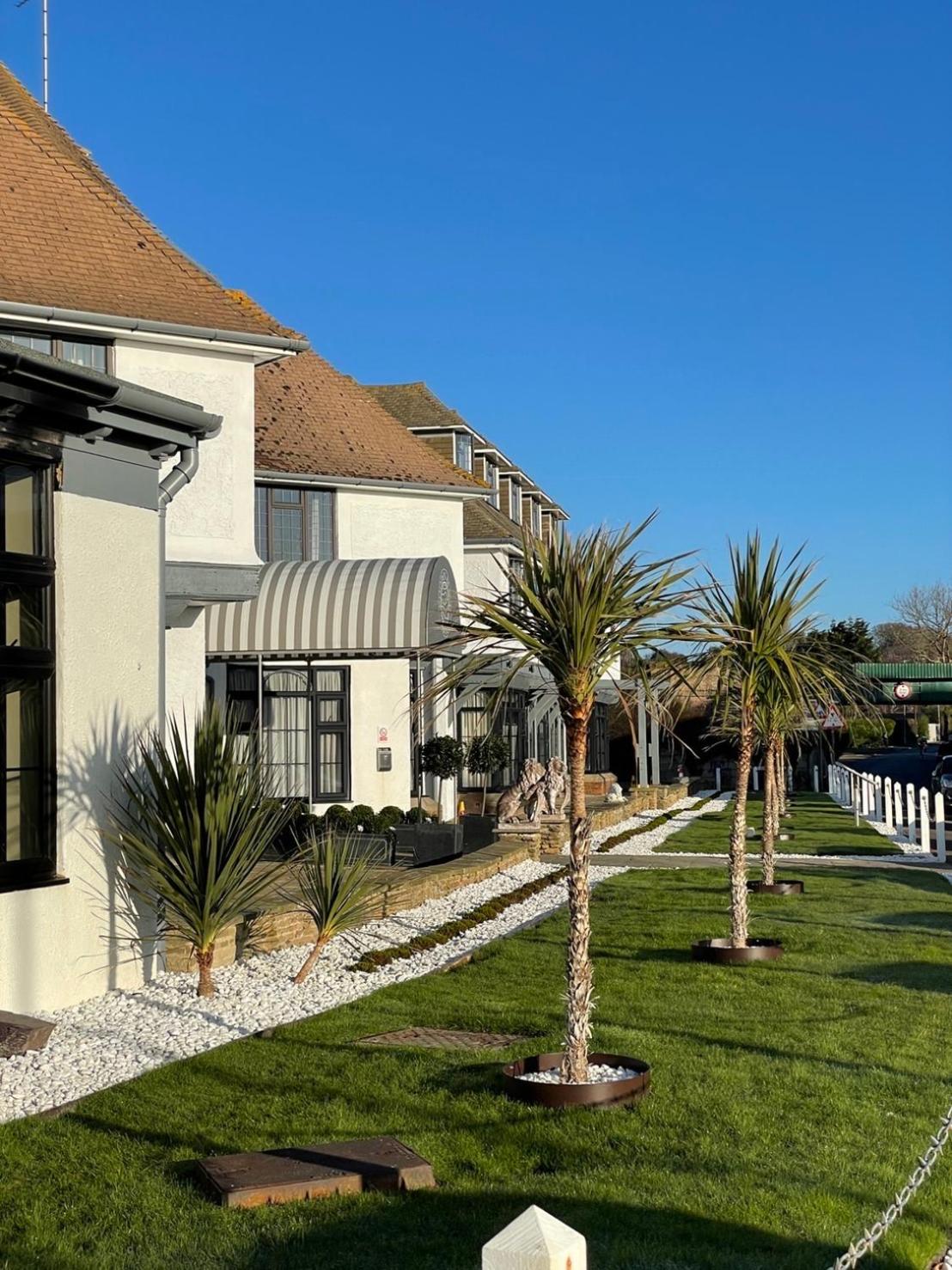 Hotel The Relais Cooden Beach