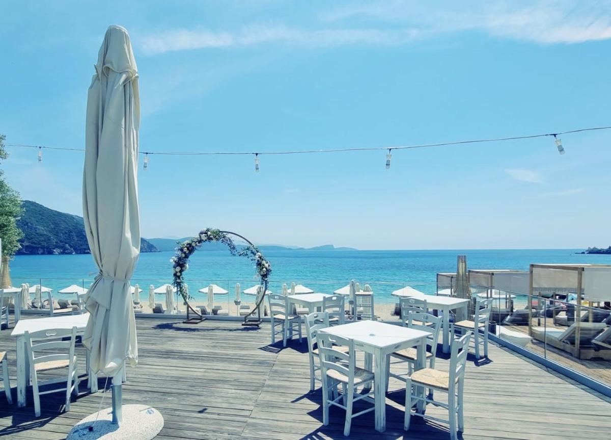 Hotel Enjoy Lichnos Camping Apartments