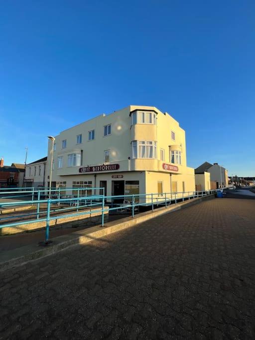 Hotel The Boathouse - Hottub - Sleeps 6