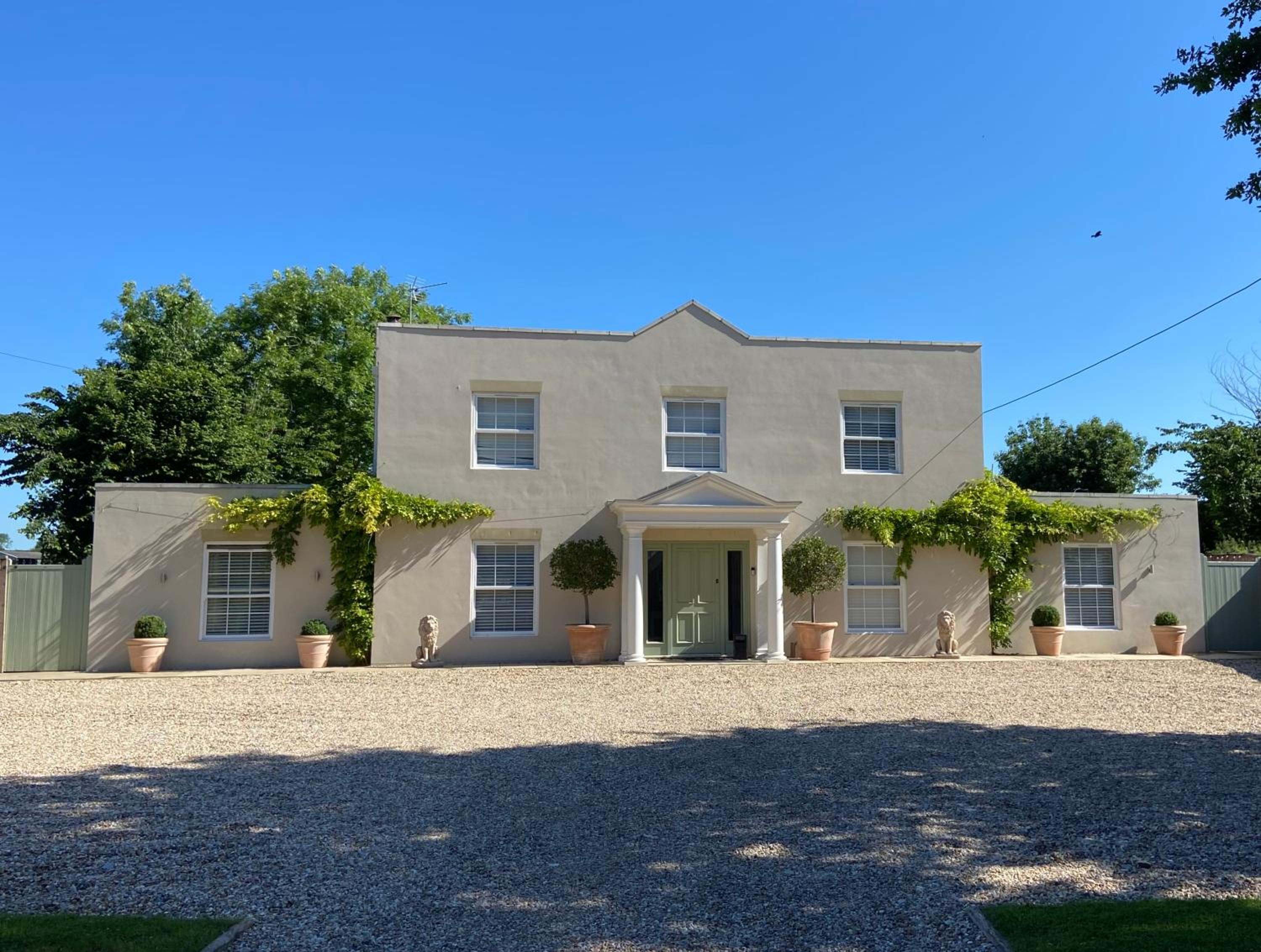 Hotel Country House For Hens Dos & Families - Hot Tub - Pool Table - Bbq - 5 Bedrooms