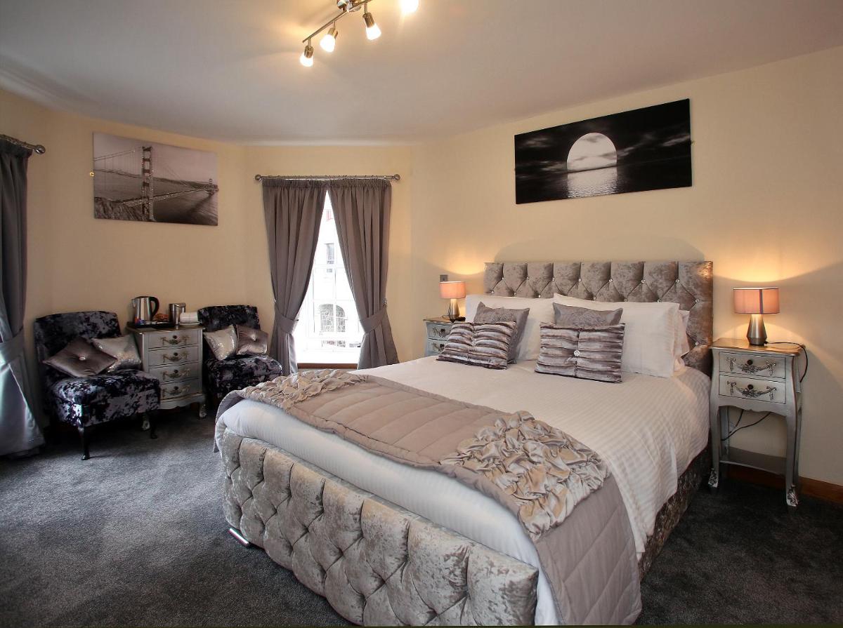 Hotel Star Inn Rooms