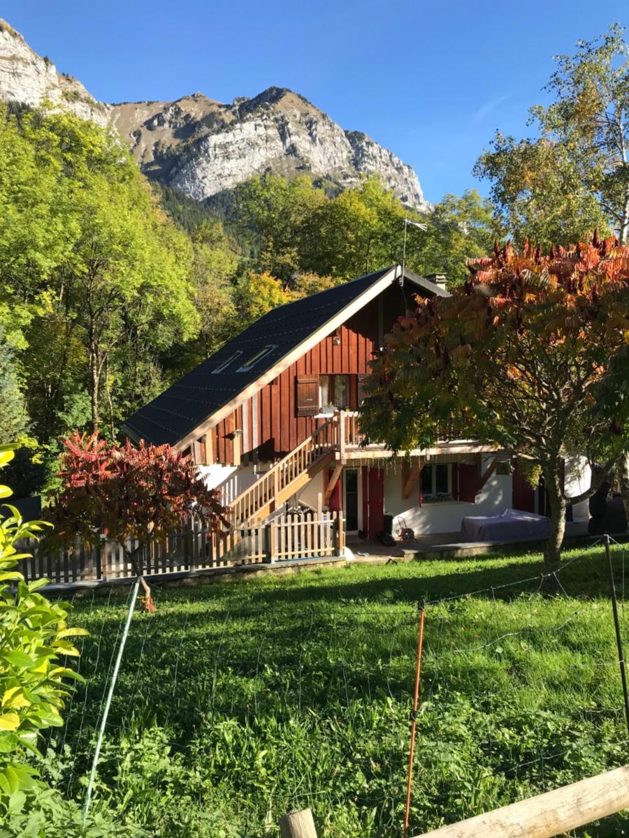 Hotel Superbe T3 Neuf En Bord De Riviere Pres Dannecy