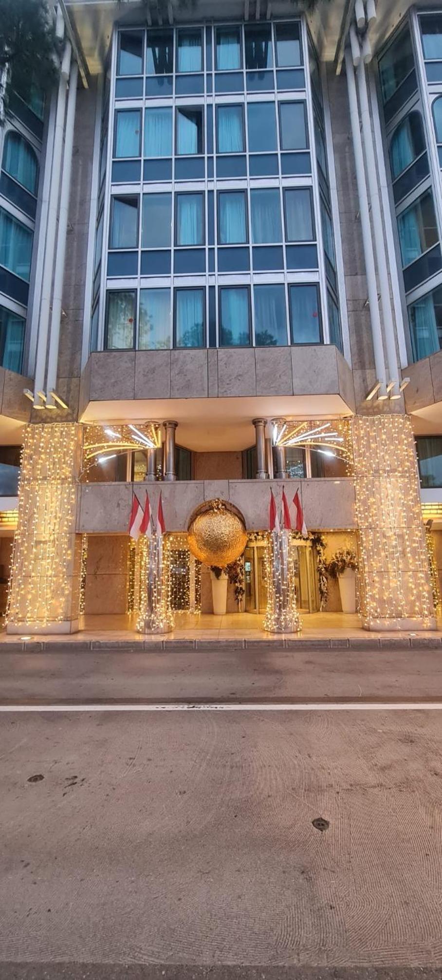 Hotel Port Palace