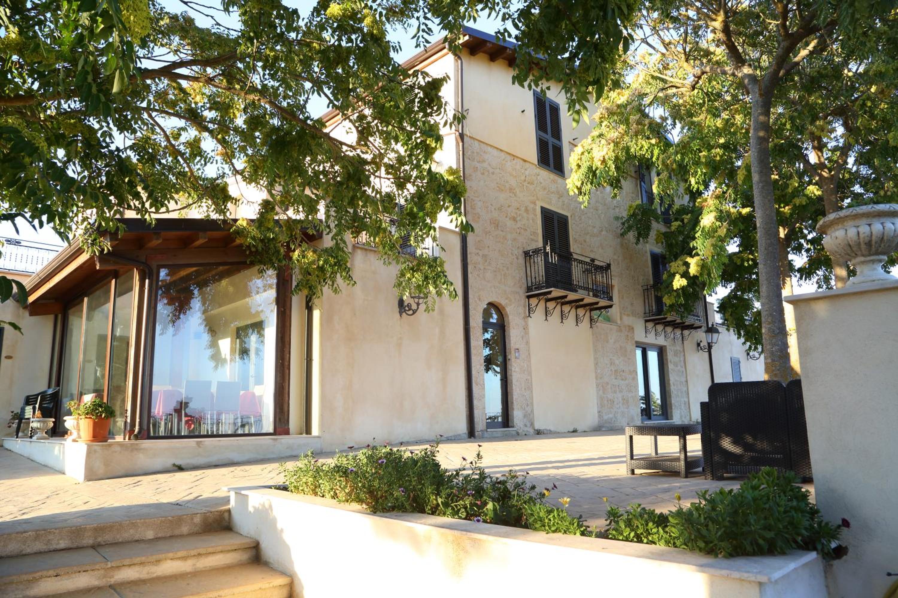 Hotel Agriturismo Monticelli