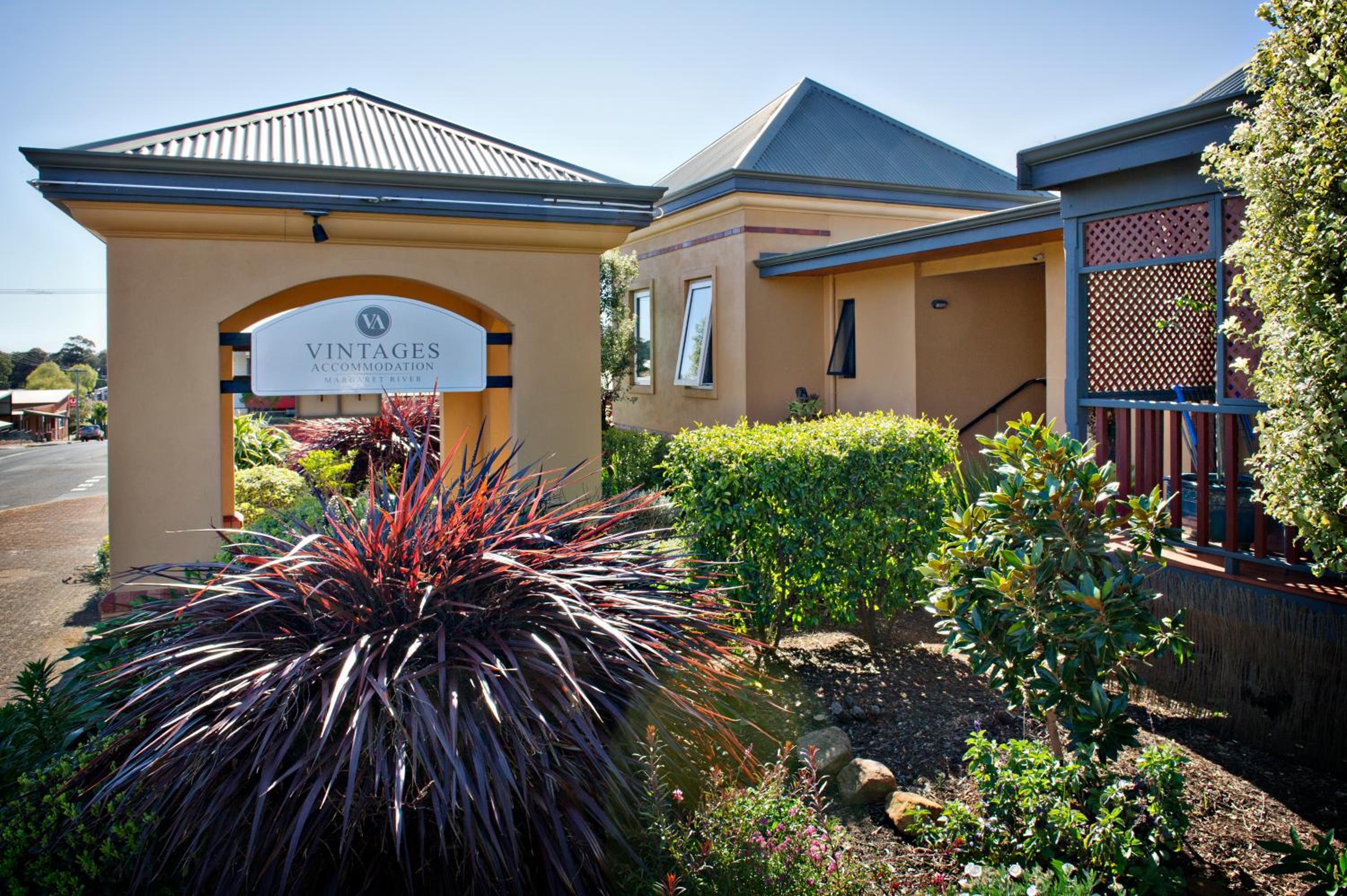 Hotel Vintages Accommodation