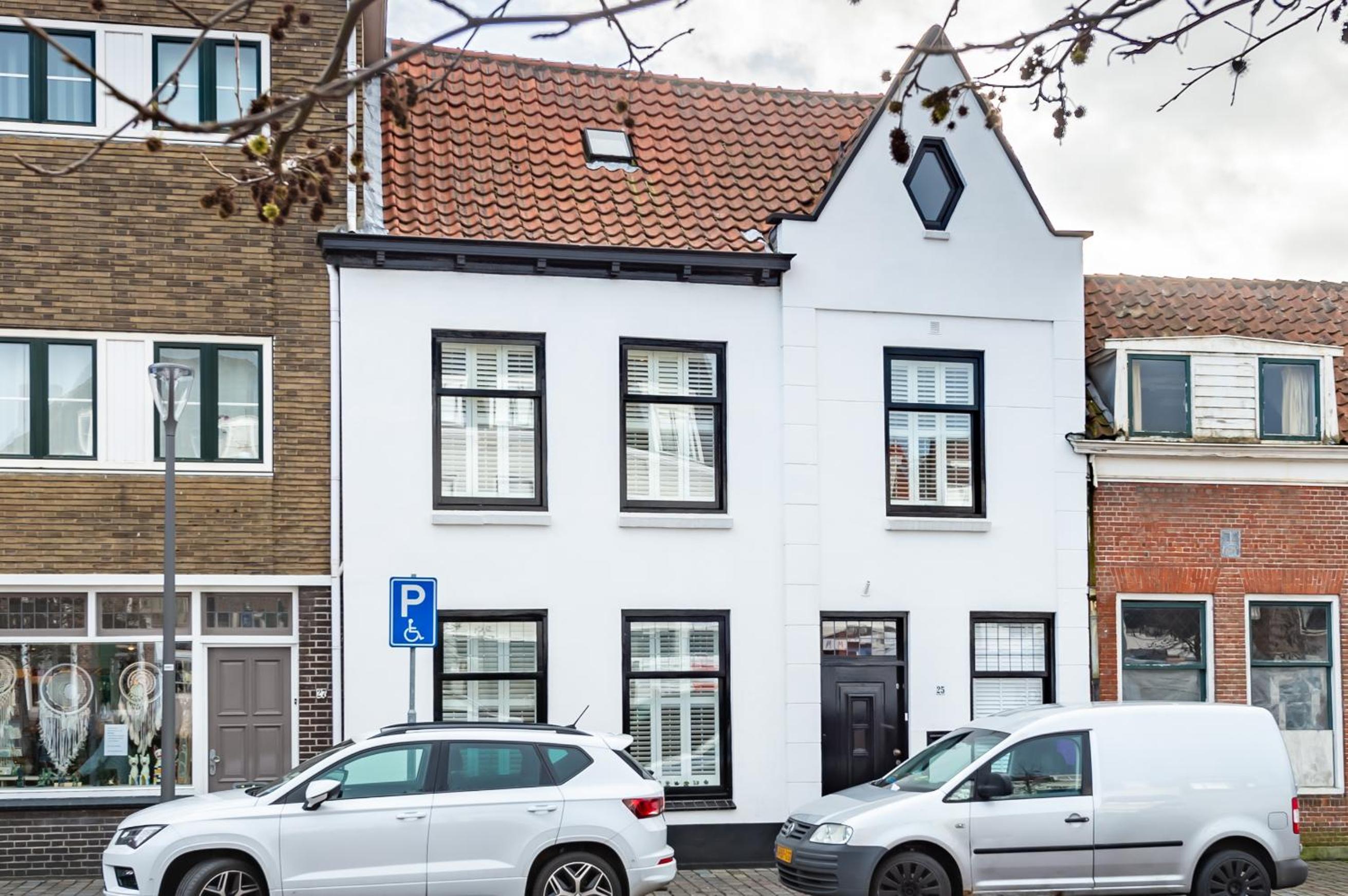Hotel Unieke Stadswoning Met Jacuzzi En Sauna Max 8 Pers