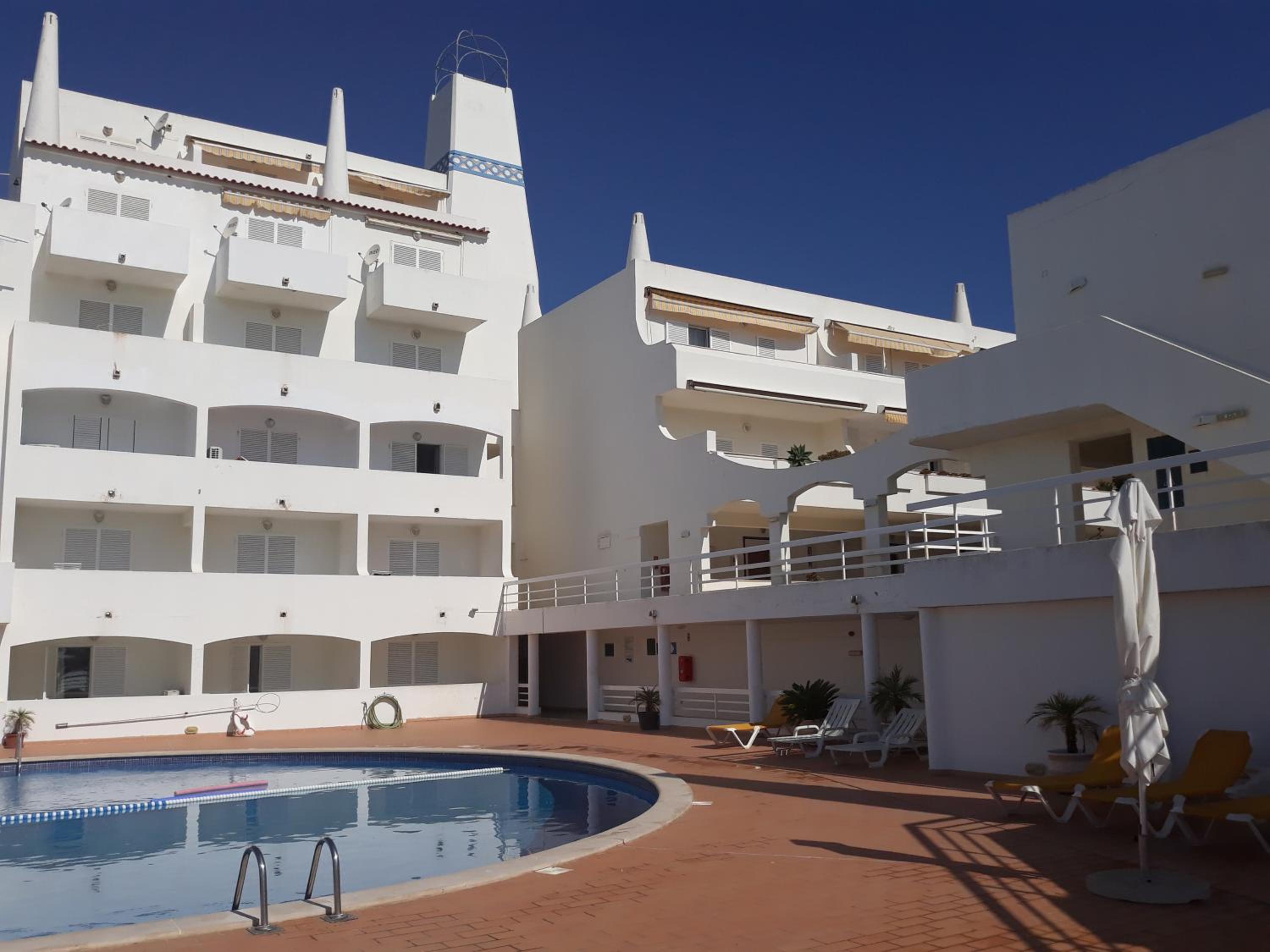 Hotel Venha Nadar A Oura