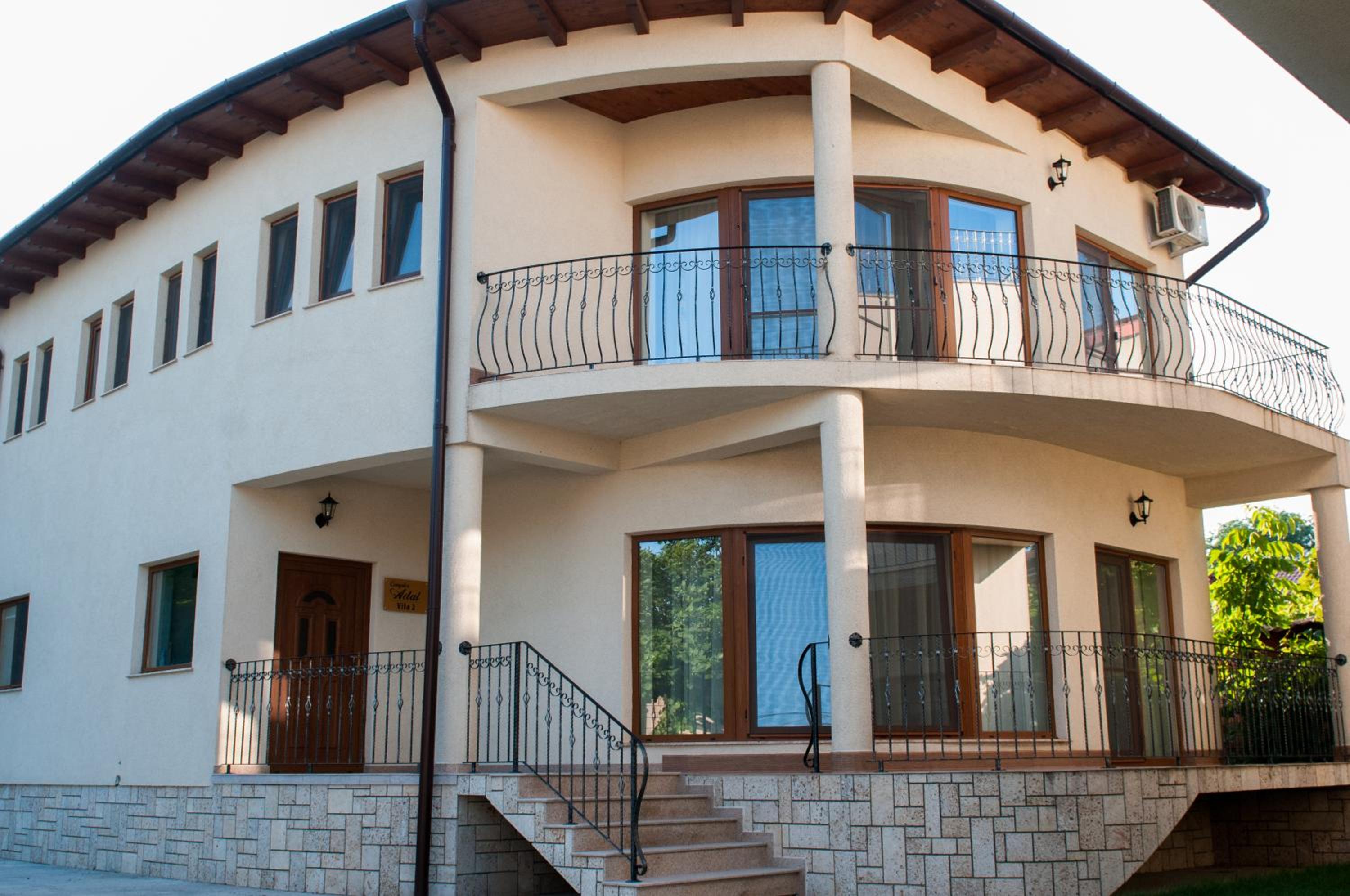 Hotel Complex Adal