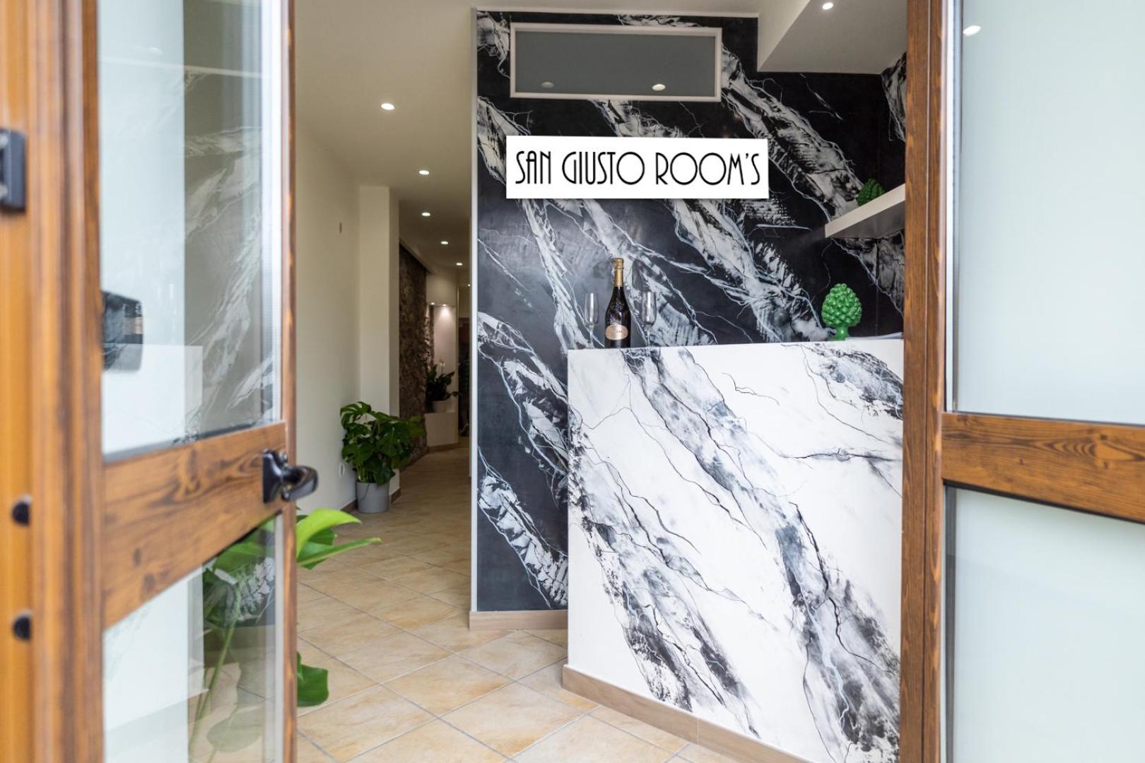 Hotel San Giusto Rooms