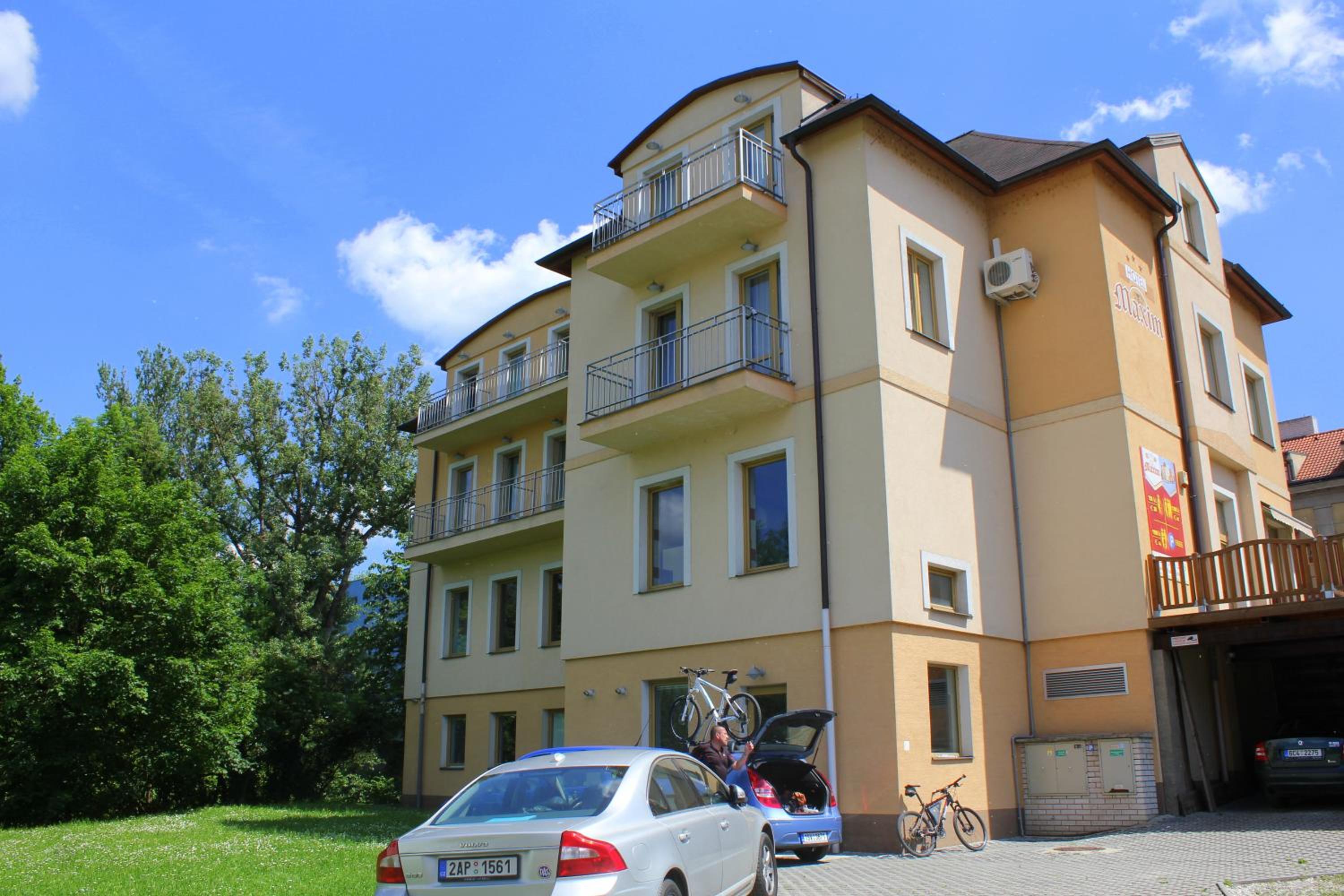 Hotel Family hotel Maxim