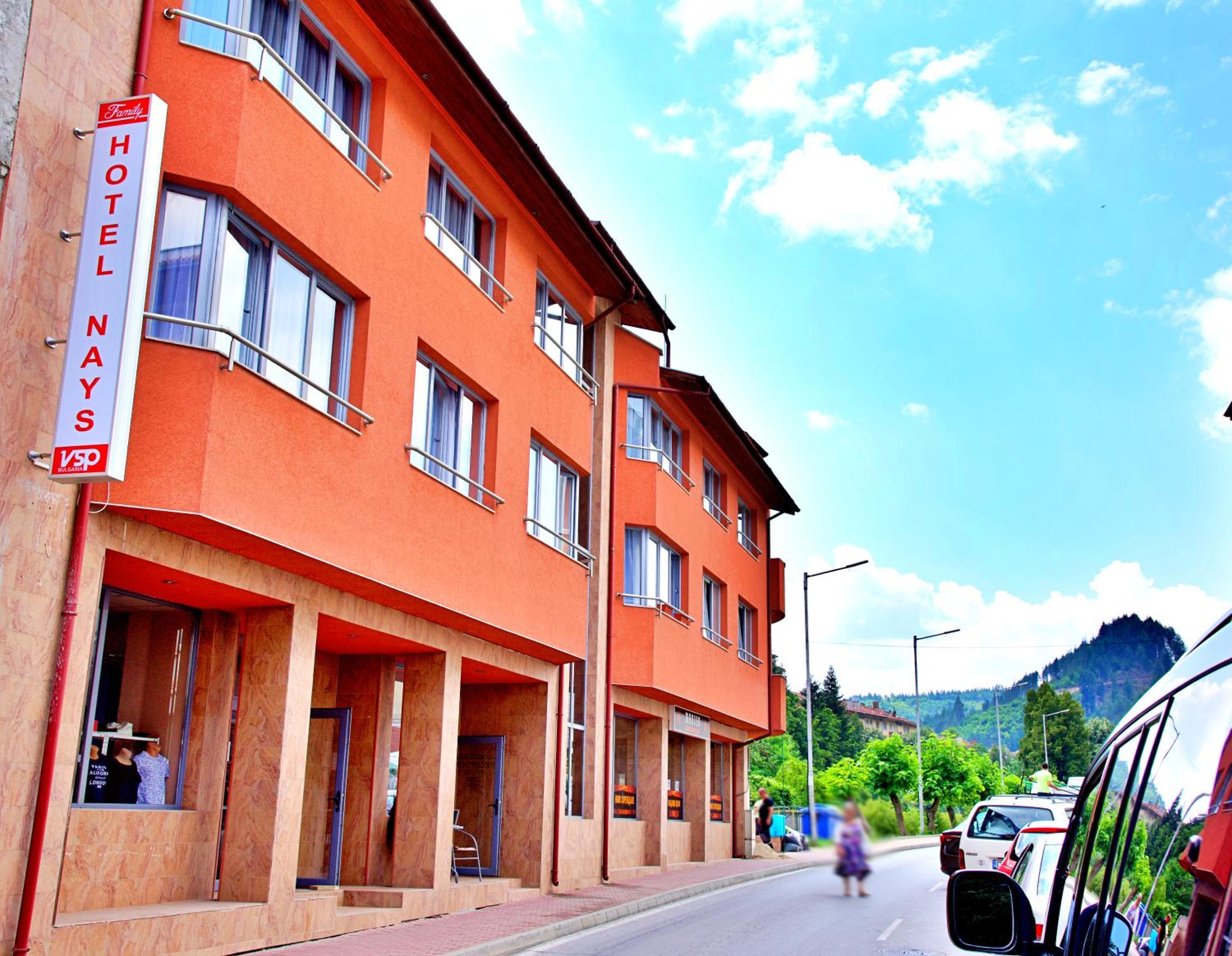Hotel NAYS