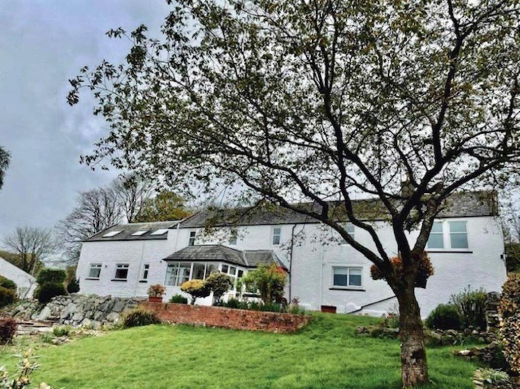 Hotel Airdside Cottage