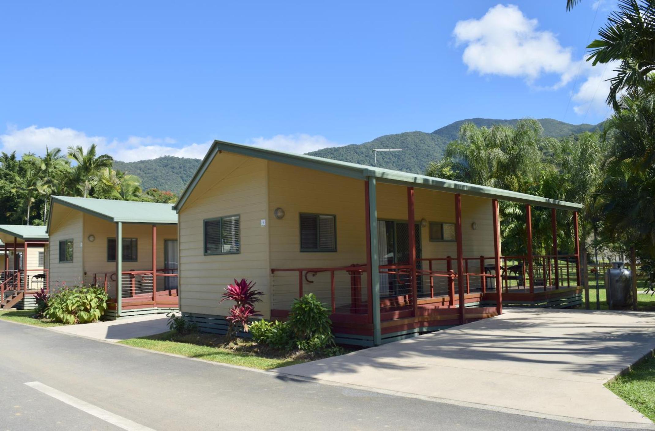 Hotel Cairns Crystal Cascades Holiday Park