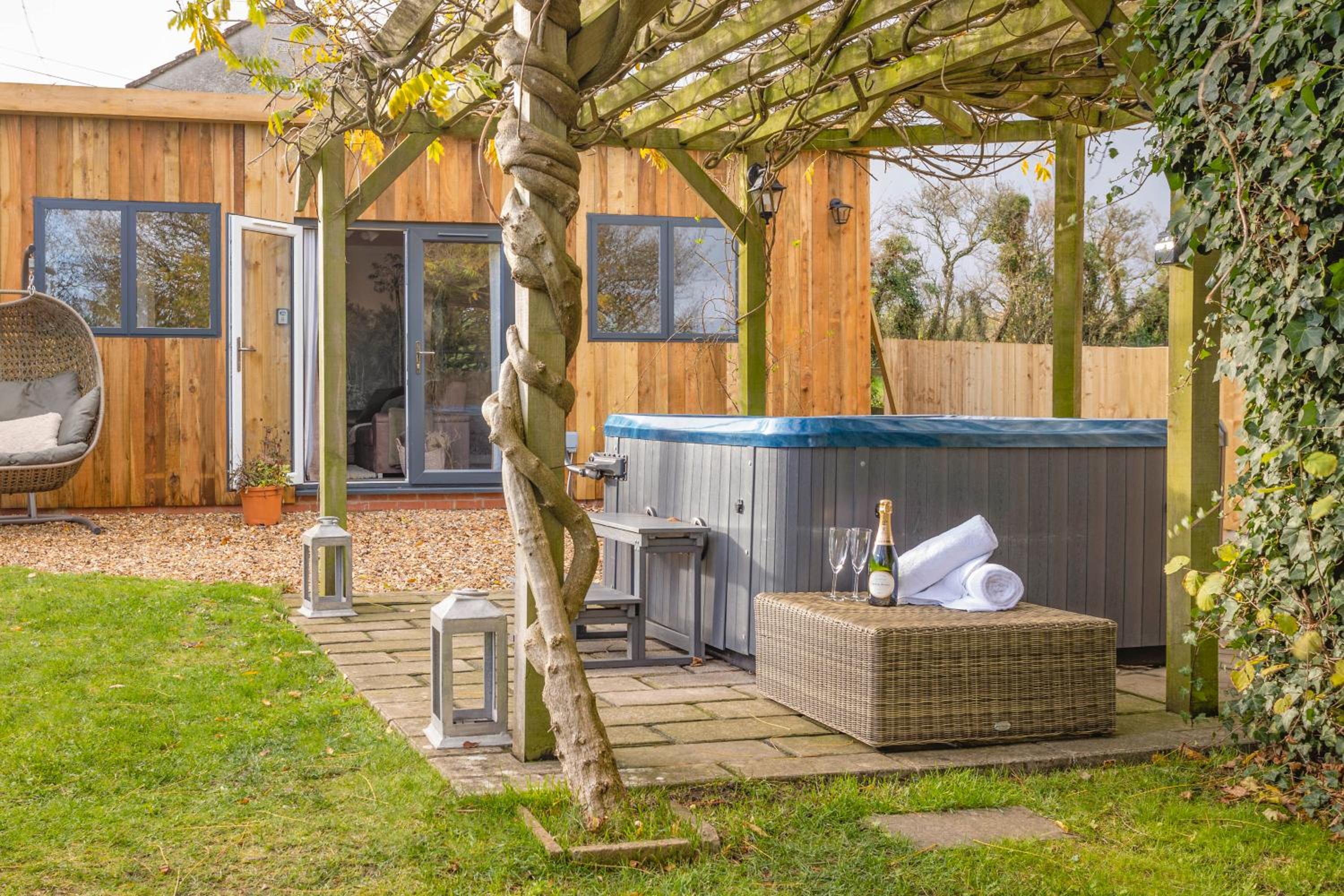 Hotel Log Cabin Near Bath
