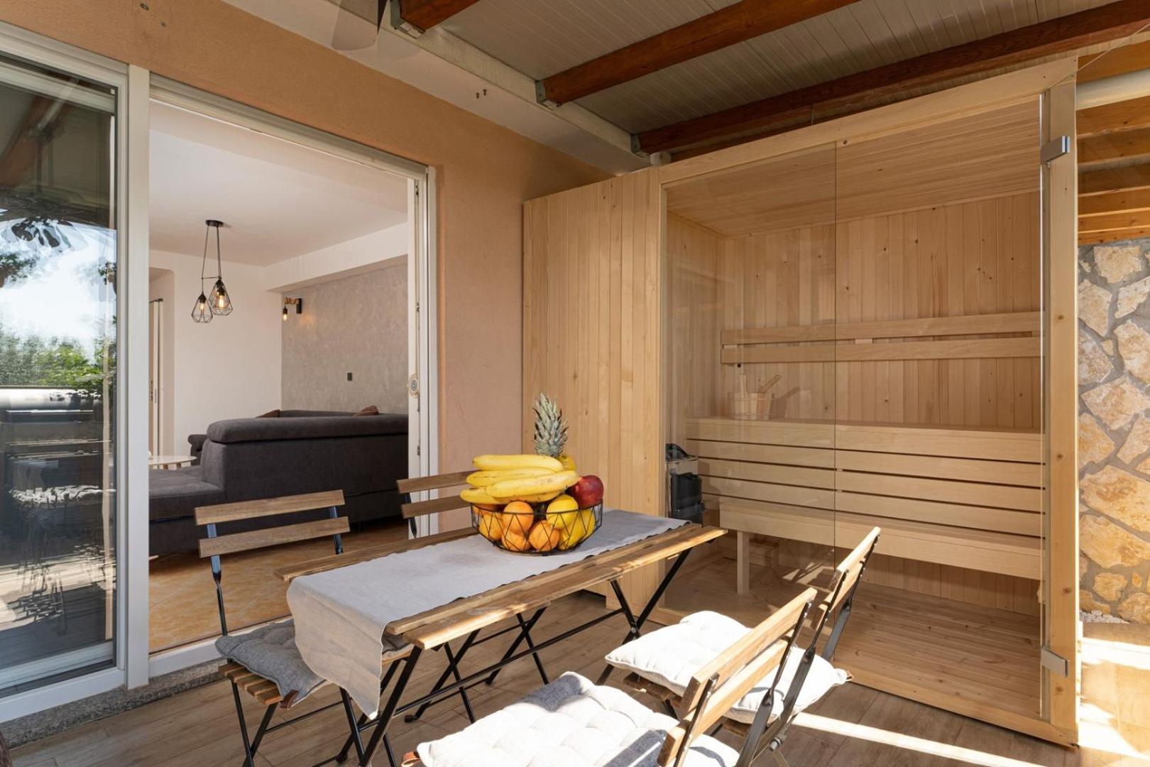 Hotel Apartment Lucia