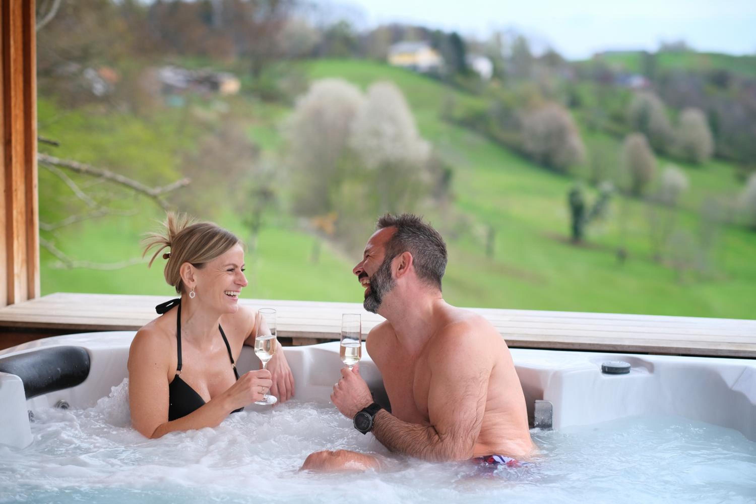 Hotel Wohlfuehloase Am Trausdorfberg Mit Sauna/whirlpool