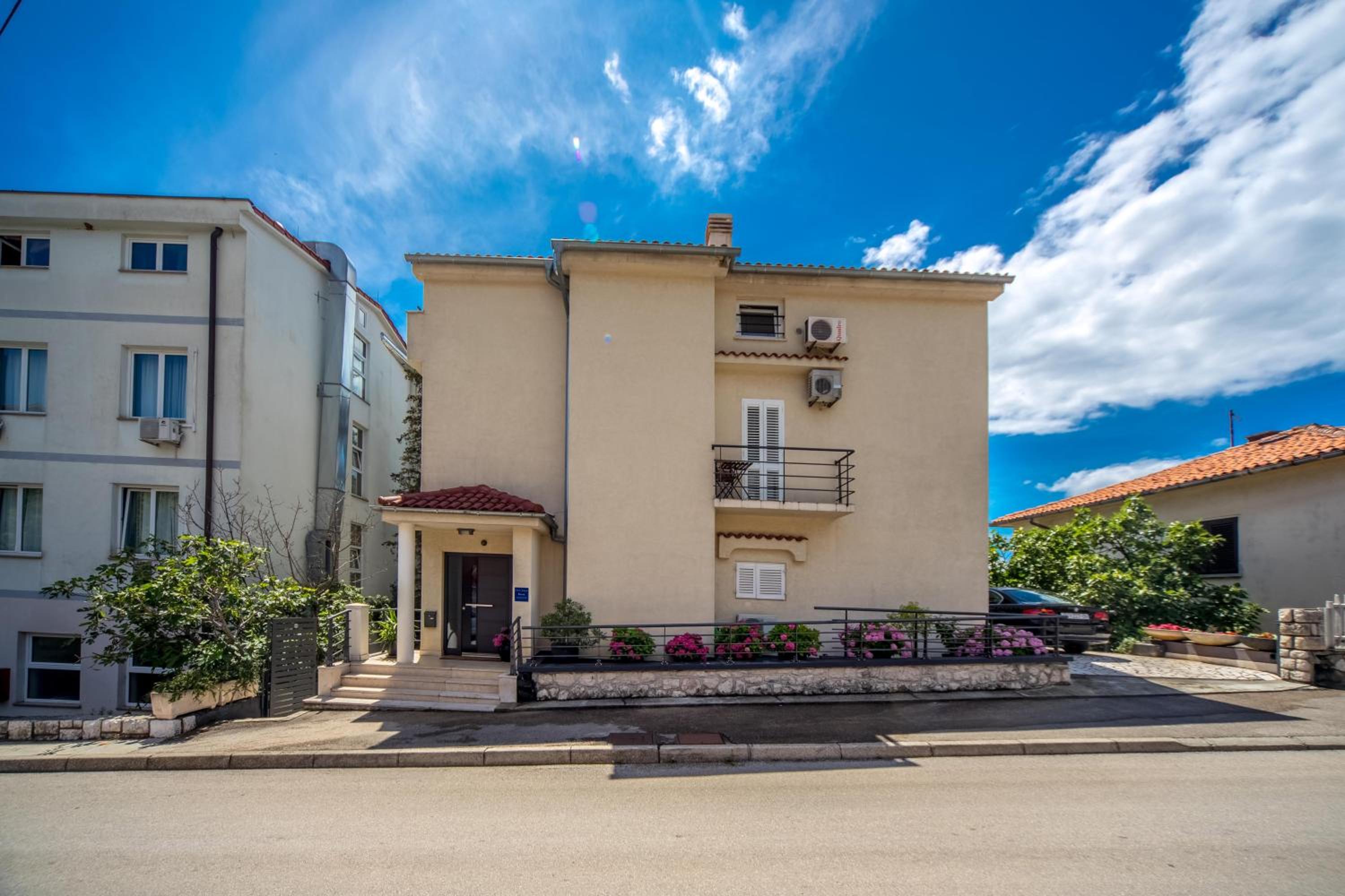 Hotel Apartments Sax