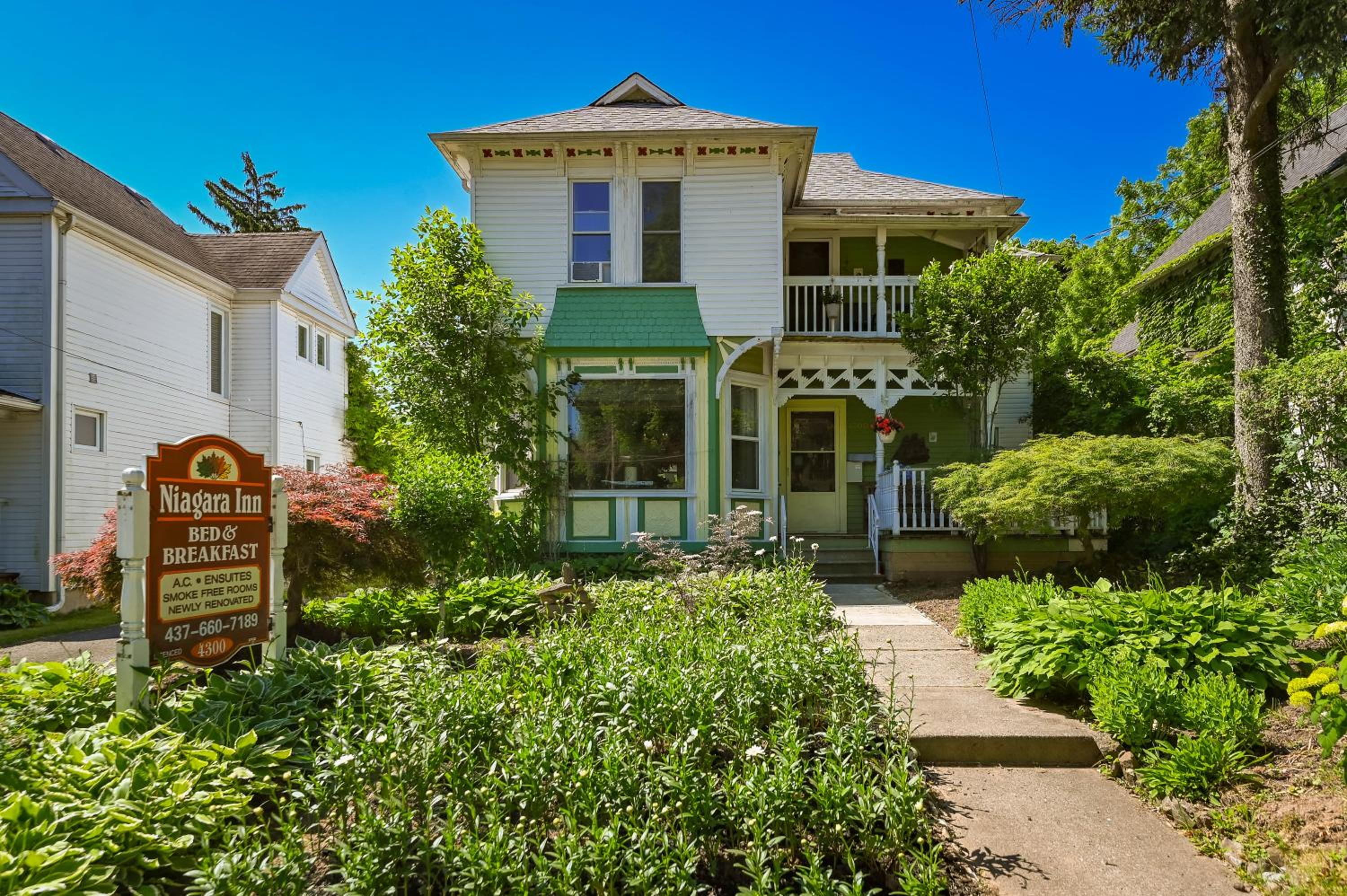 Hotel Niagara Inn Bed and Breakfast