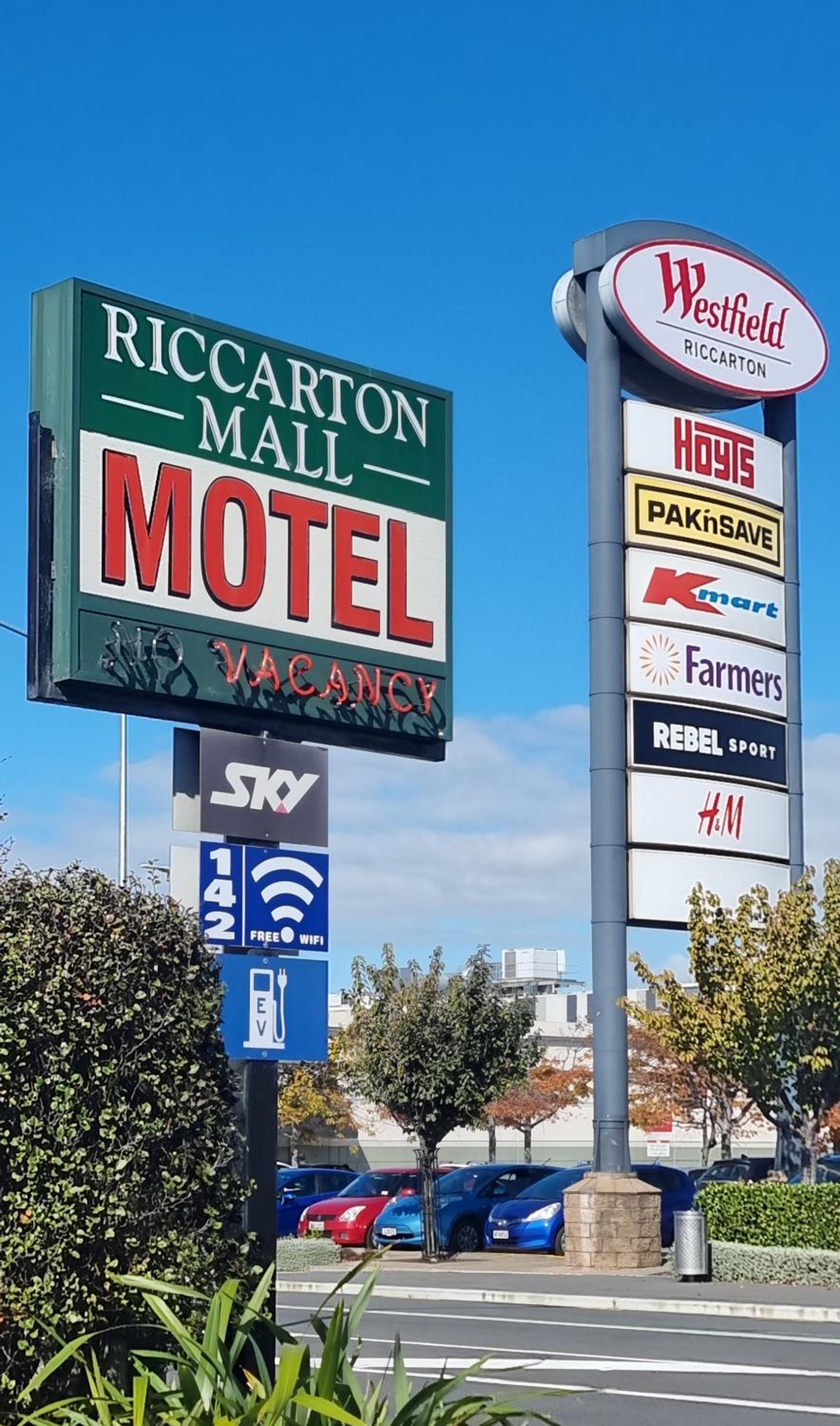 Hotel Riccarton Mall Motel
