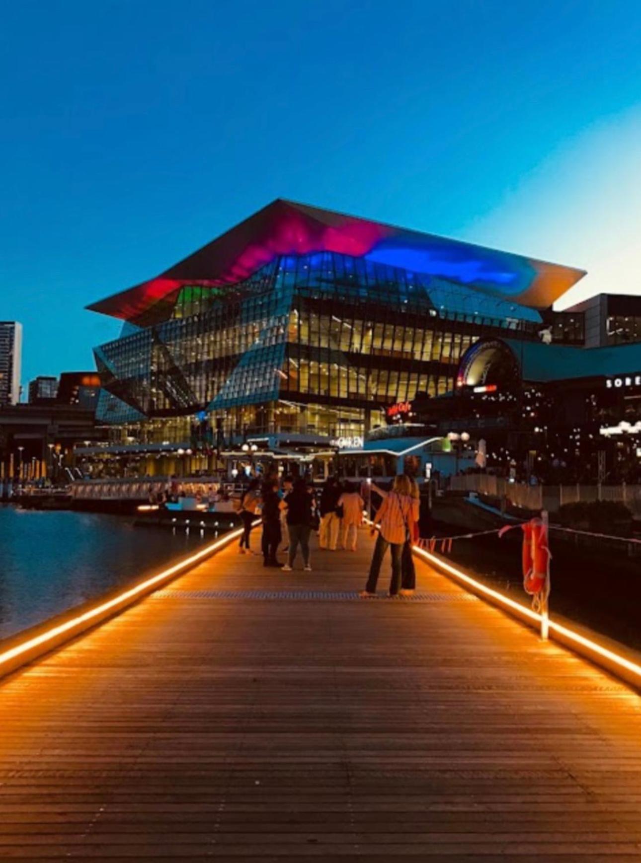 Hotel Resort Style 2br Apt In Pyrmont - Walk To Cbd Darling Harbour Sydney Fish Market