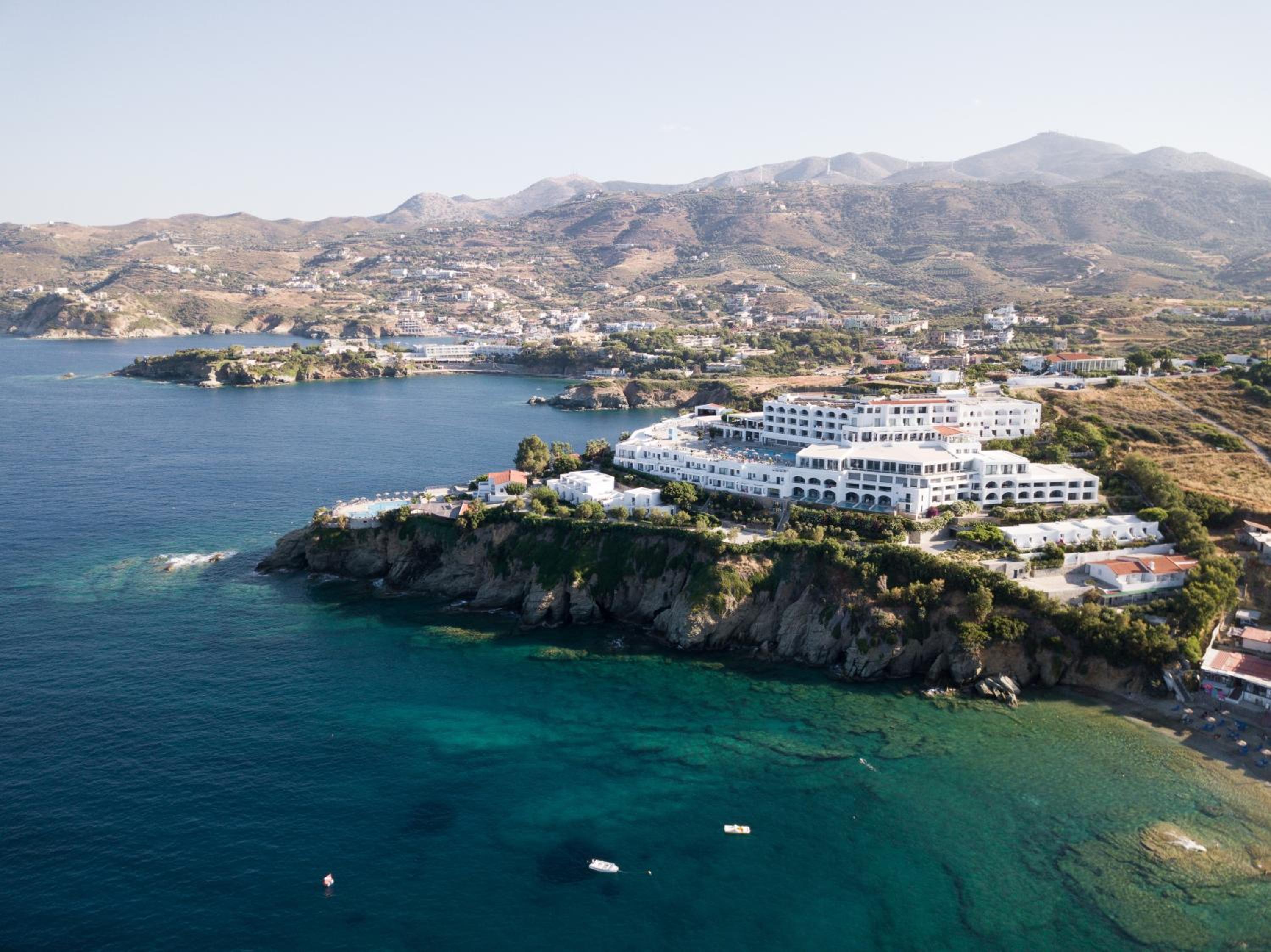 Hotel Peninsula Resort & Spa