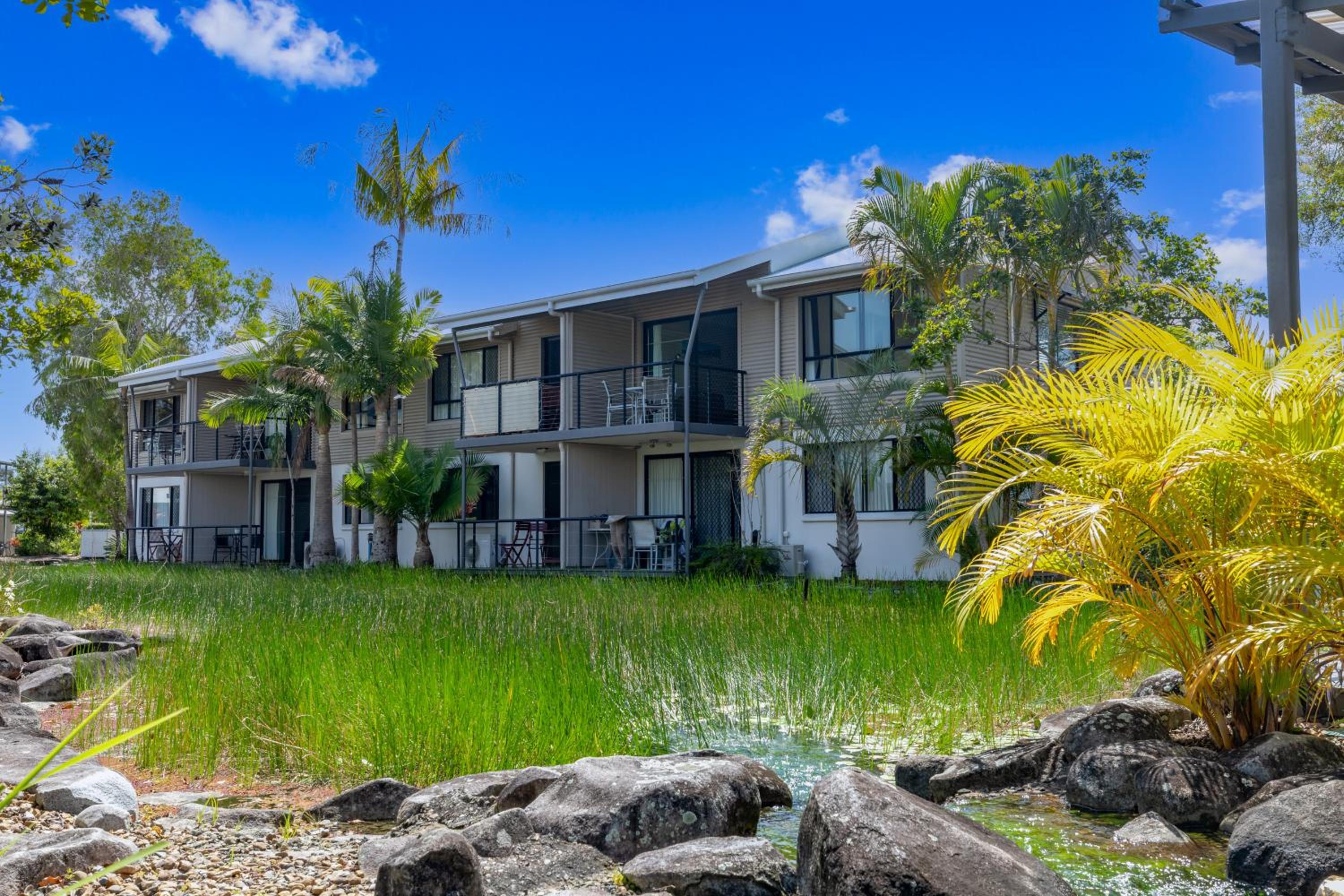 Hotel 1 Bedroom Unit In Tropical Resort In Noosaville, Qld