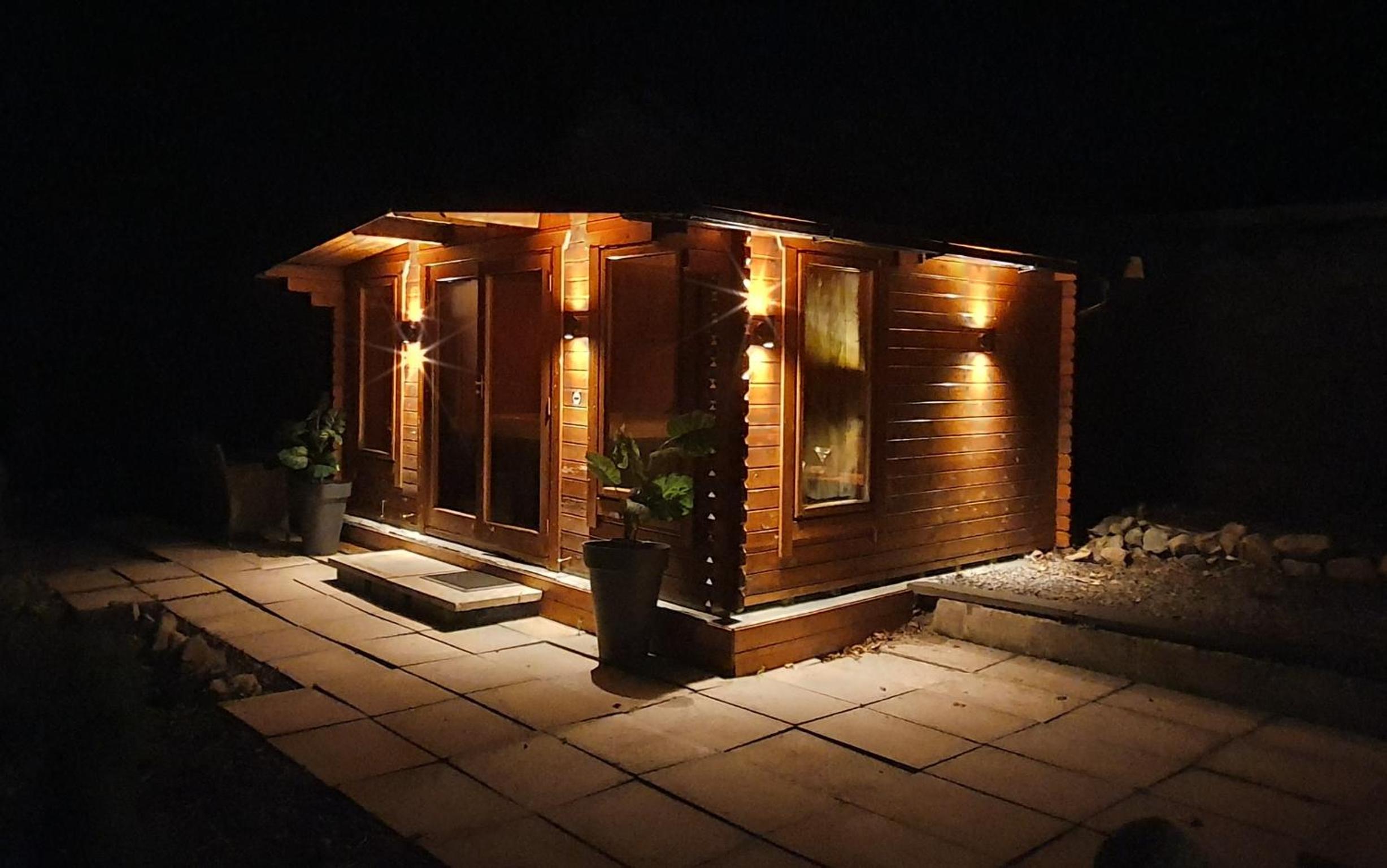 Hotel Cader Suite at PenYcoed Hall incl Luxury Hot Tub